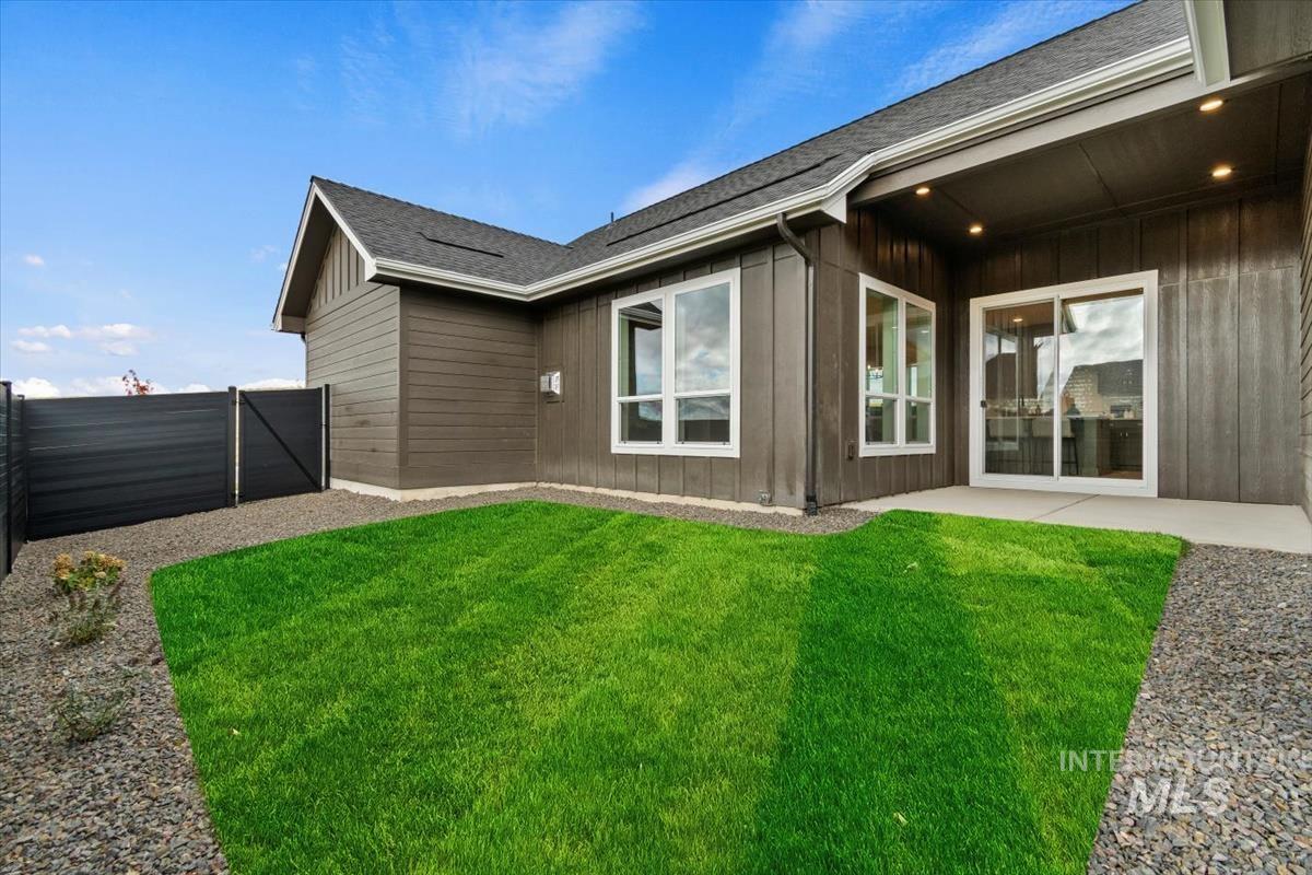 5931 W Domford Ln, Eagle, Idaho 83616, 3 Bedrooms, 2 Bathrooms, Residential For Sale, Price $579,880, 98967716