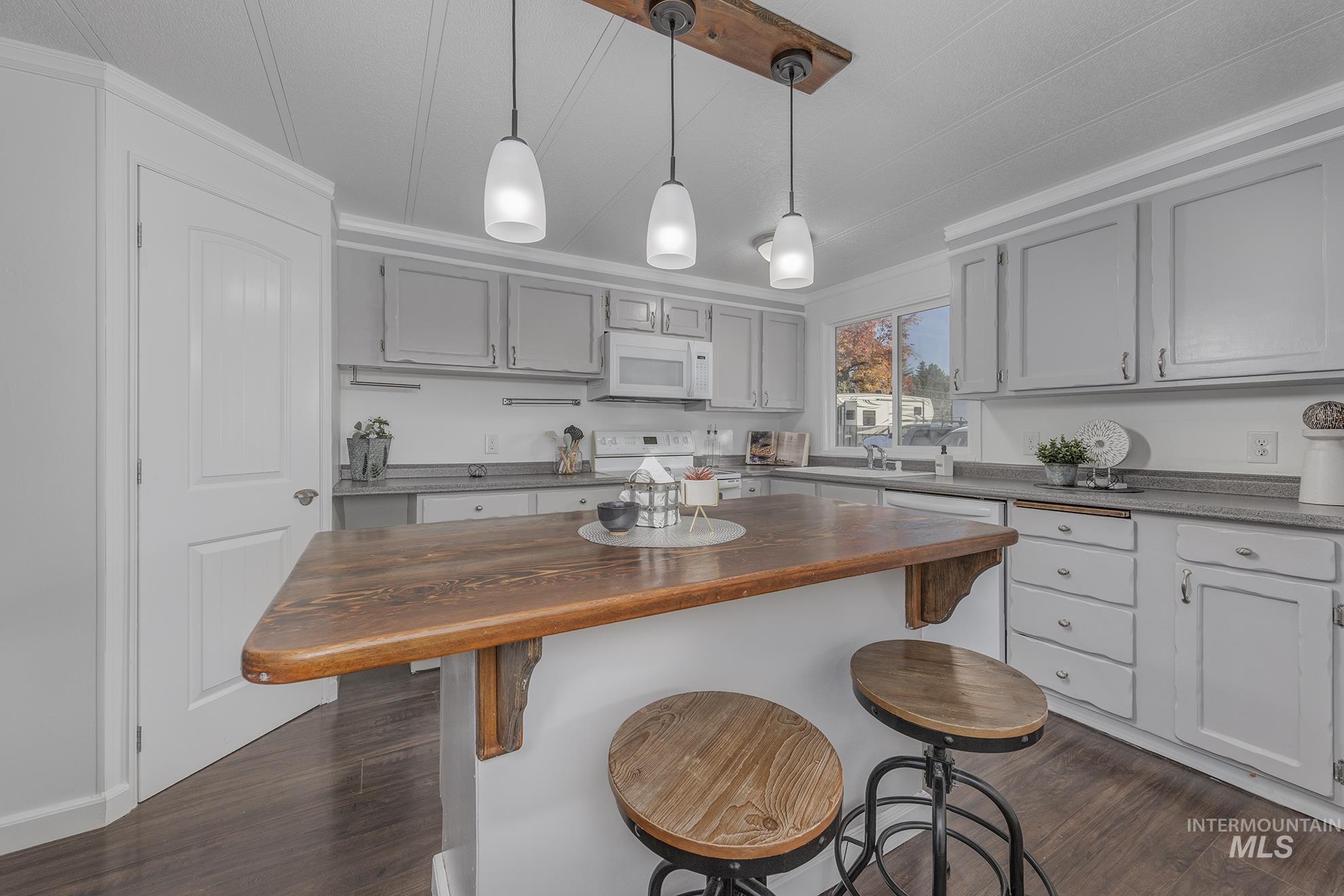 10601 N Horseshoe Bend Rd, Boise, Idaho 83714, 2 Bedrooms, 1 Bathroom, Residential For Sale, Price $52,000, 98967721