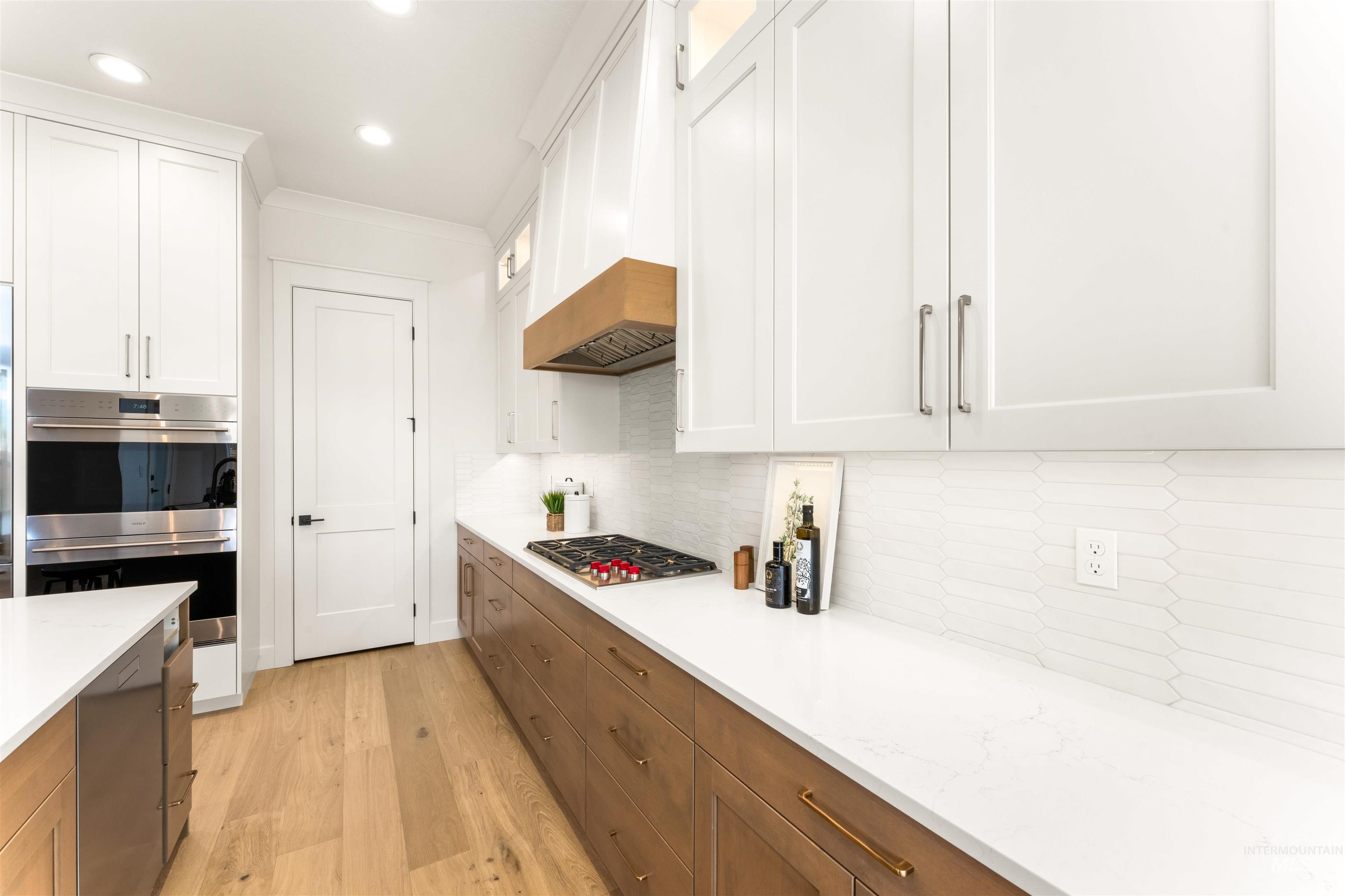 841 N Danville Ave, Eagle, Idaho 83616, 4 Bedrooms, 2.5 Bathrooms, Residential For Sale, Price $979,900, 98967754