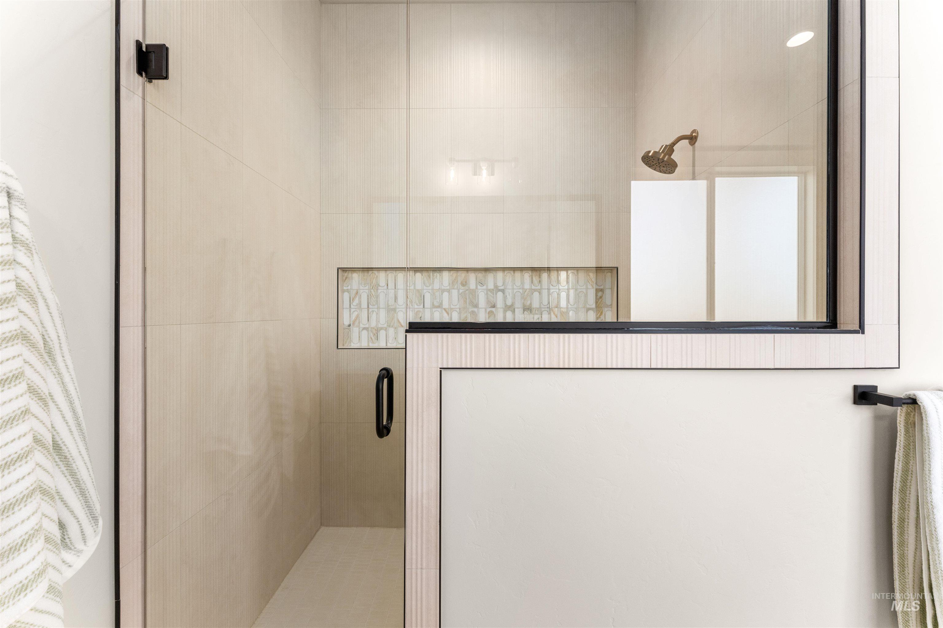 841 N Danville Ave, Eagle, Idaho 83616, 4 Bedrooms, 2.5 Bathrooms, Residential For Sale, Price $979,900, 98967754