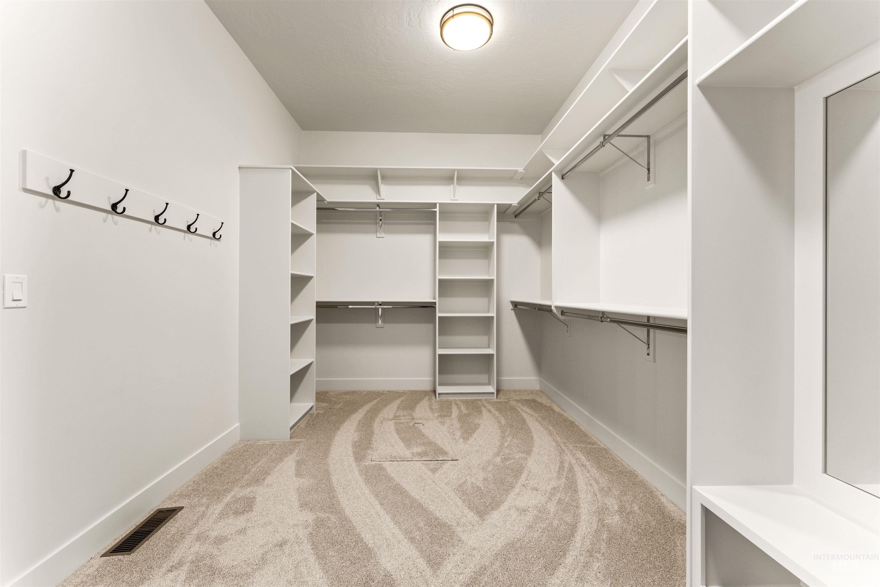 841 N Danville Ave, Eagle, Idaho 83616, 4 Bedrooms, 2.5 Bathrooms, Residential For Sale, Price $979,900, 98967754