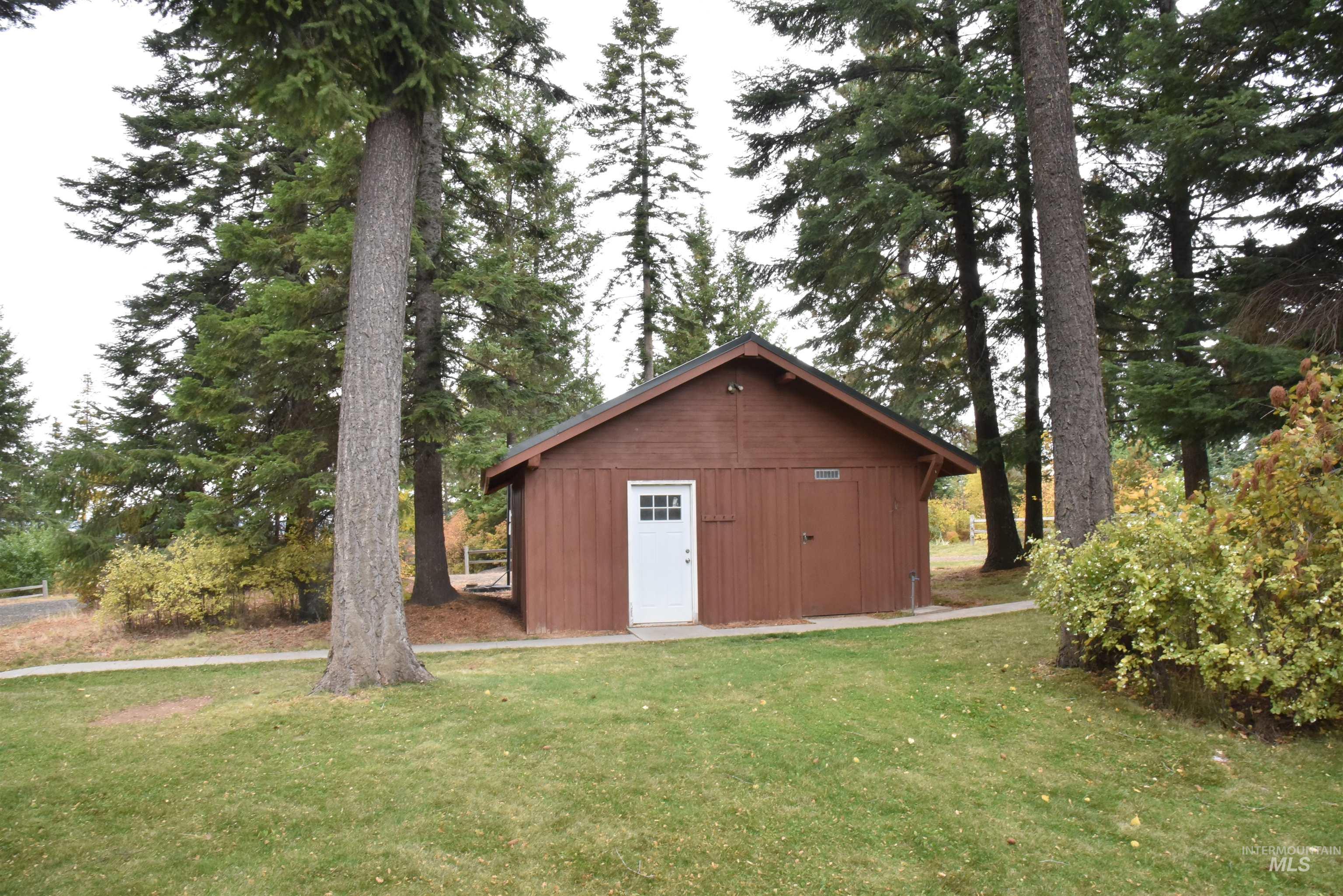 391457 High Way 95, Plummer, Idaho 83851, 4 Bedrooms, 3.5 Bathrooms, Residential For Sale, Price $789,000, 98967759