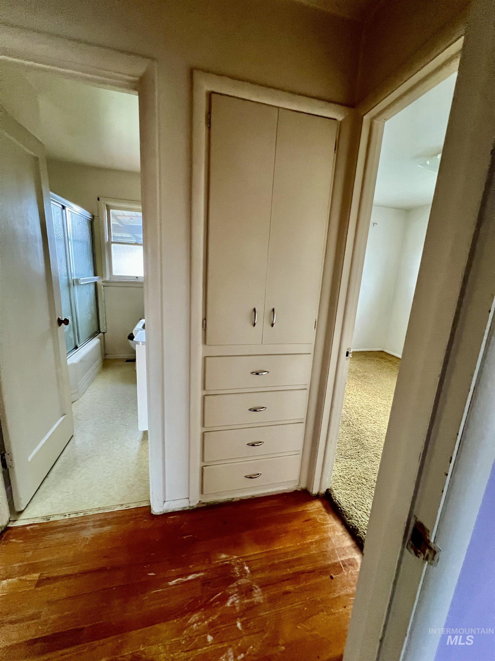 1027 11th Street, Clarkston, Washington 99403, 4 Bedrooms, 1 Bathroom, Residential For Sale, Price $250,000, 98967760