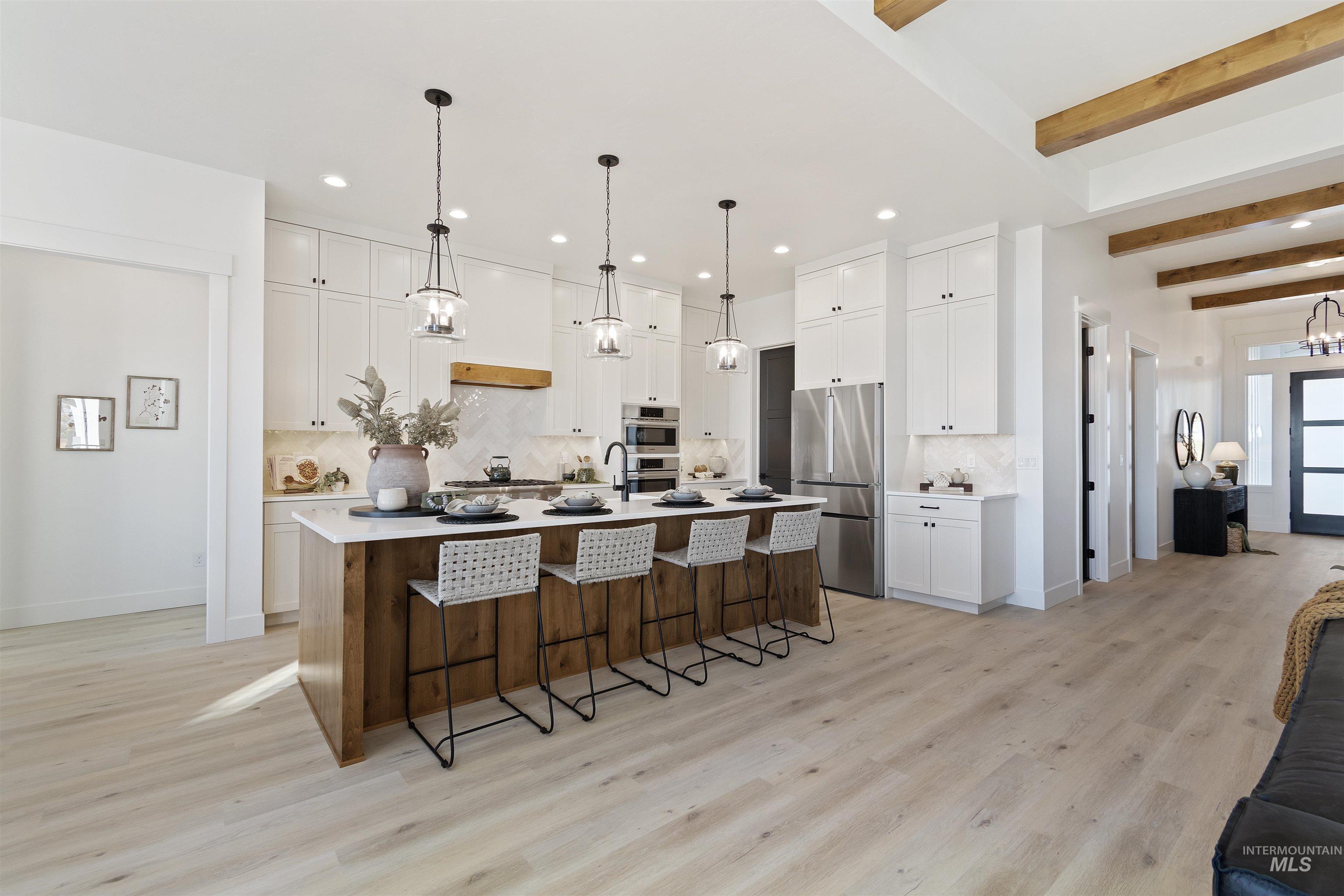 5615 W Haughburn Dr, Eagle, Idaho 83616, 3 Bedrooms, 2.5 Bathrooms, Residential For Sale, Price $939,000, 98967761