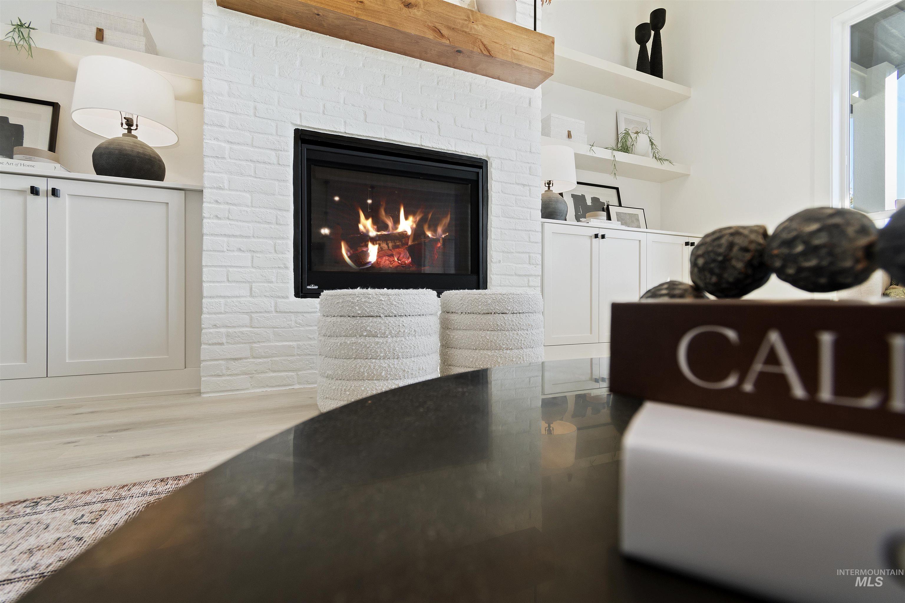 5615 W Haughburn Dr, Eagle, Idaho 83616, 3 Bedrooms, 2.5 Bathrooms, Residential For Sale, Price $939,000, 98967761