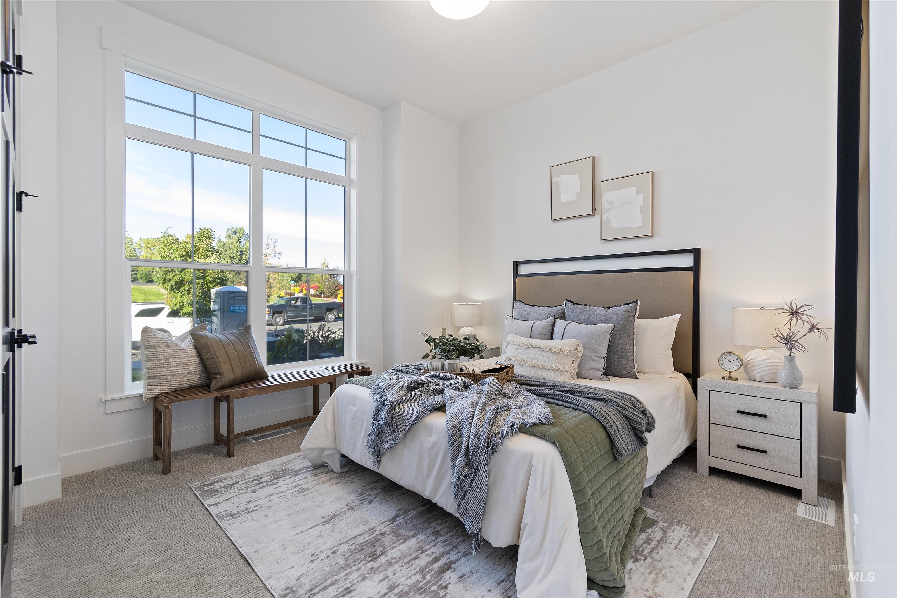 5615 W Haughburn Dr, Eagle, Idaho 83616, 3 Bedrooms, 2.5 Bathrooms, Residential For Sale, Price $939,000, 98967761