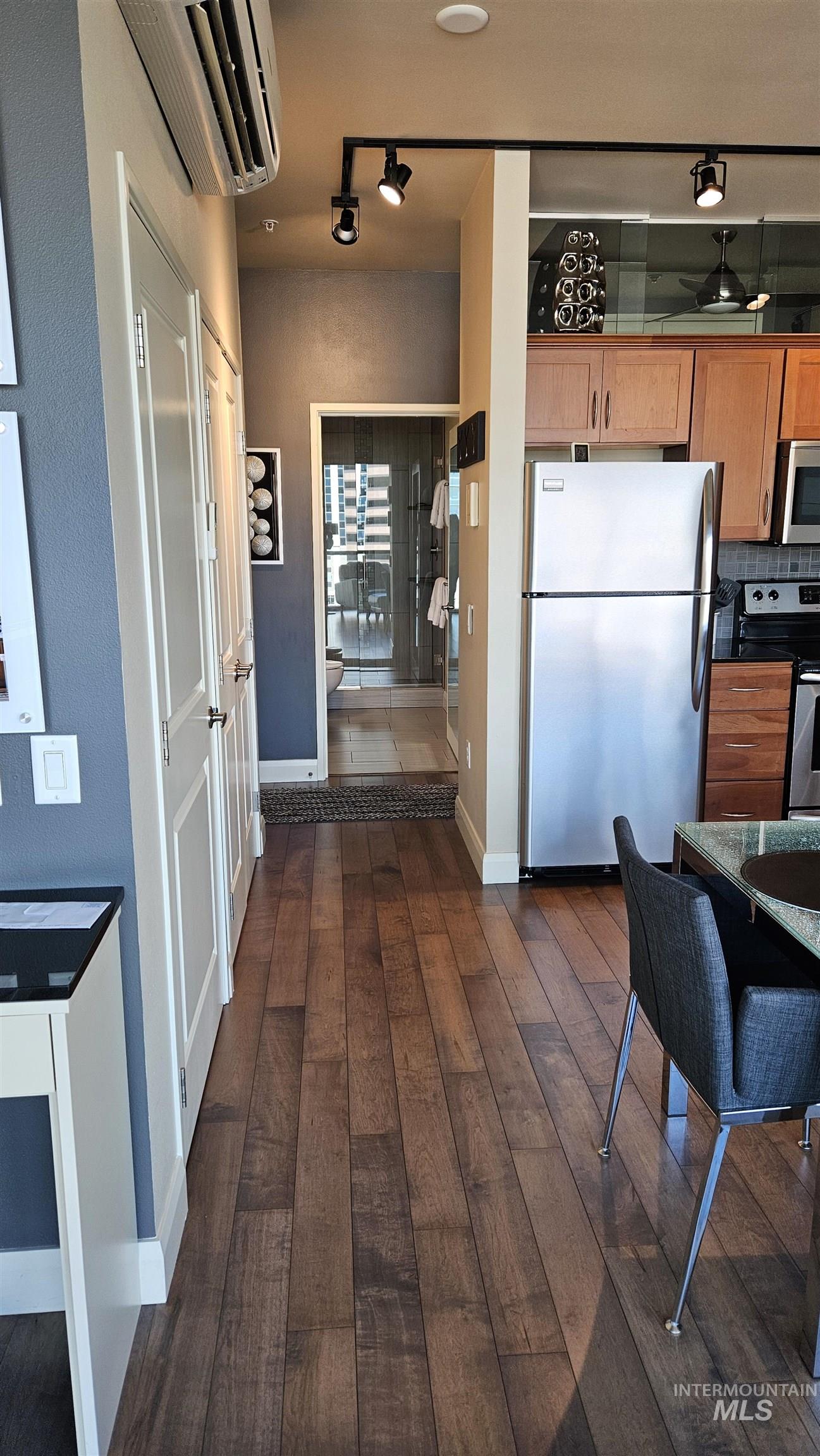 851 W Front #803, Boise, Idaho 83702, 1 Bedroom, 1 Bathroom, Residential For Sale, Price $514,900, 98967766