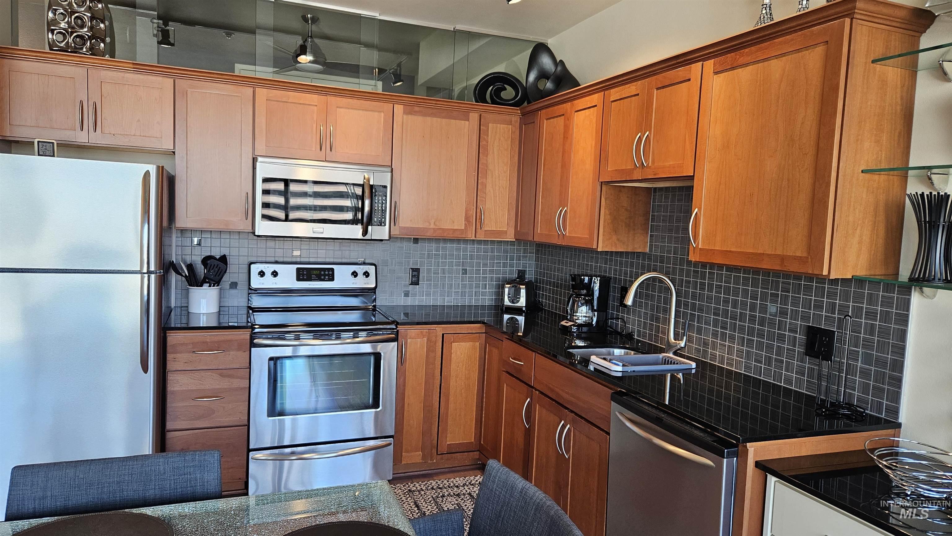 851 W Front #803, Boise, Idaho 83702, 1 Bedroom, 1 Bathroom, Residential For Sale, Price $514,900, 98967766