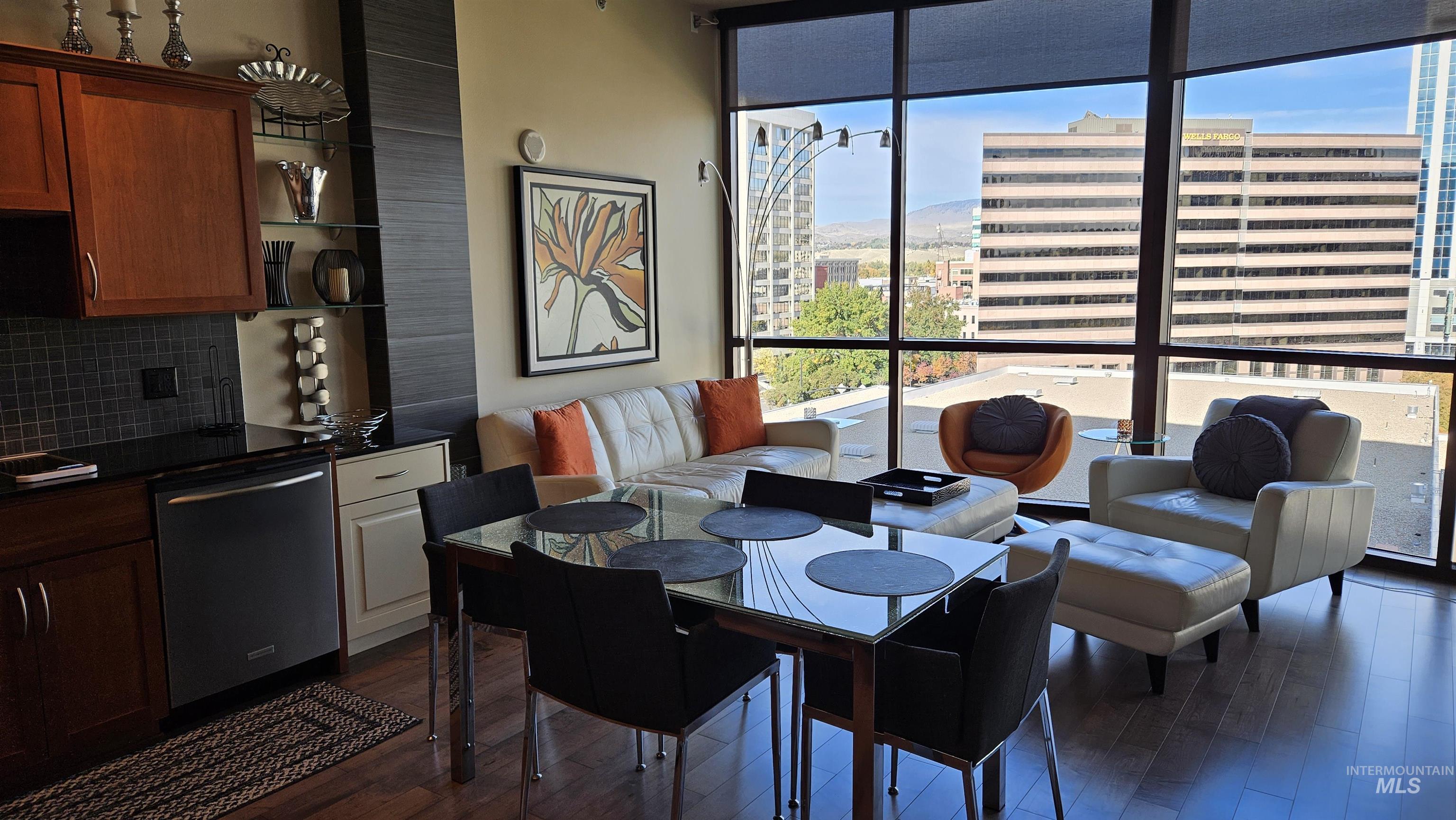 851 W Front #803, Boise, Idaho 83702, 1 Bedroom, 1 Bathroom, Residential For Sale, Price $514,900, 98967766