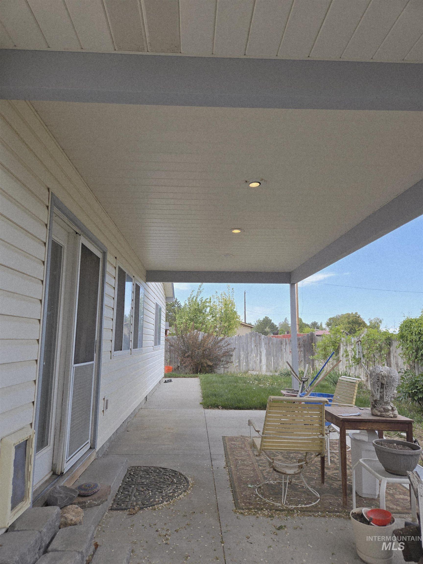 1680 Pennington Dr., Ontario, Oregon 97914, 4 Bedrooms, 2 Bathrooms, Residential For Sale, Price $339,500, 98967775