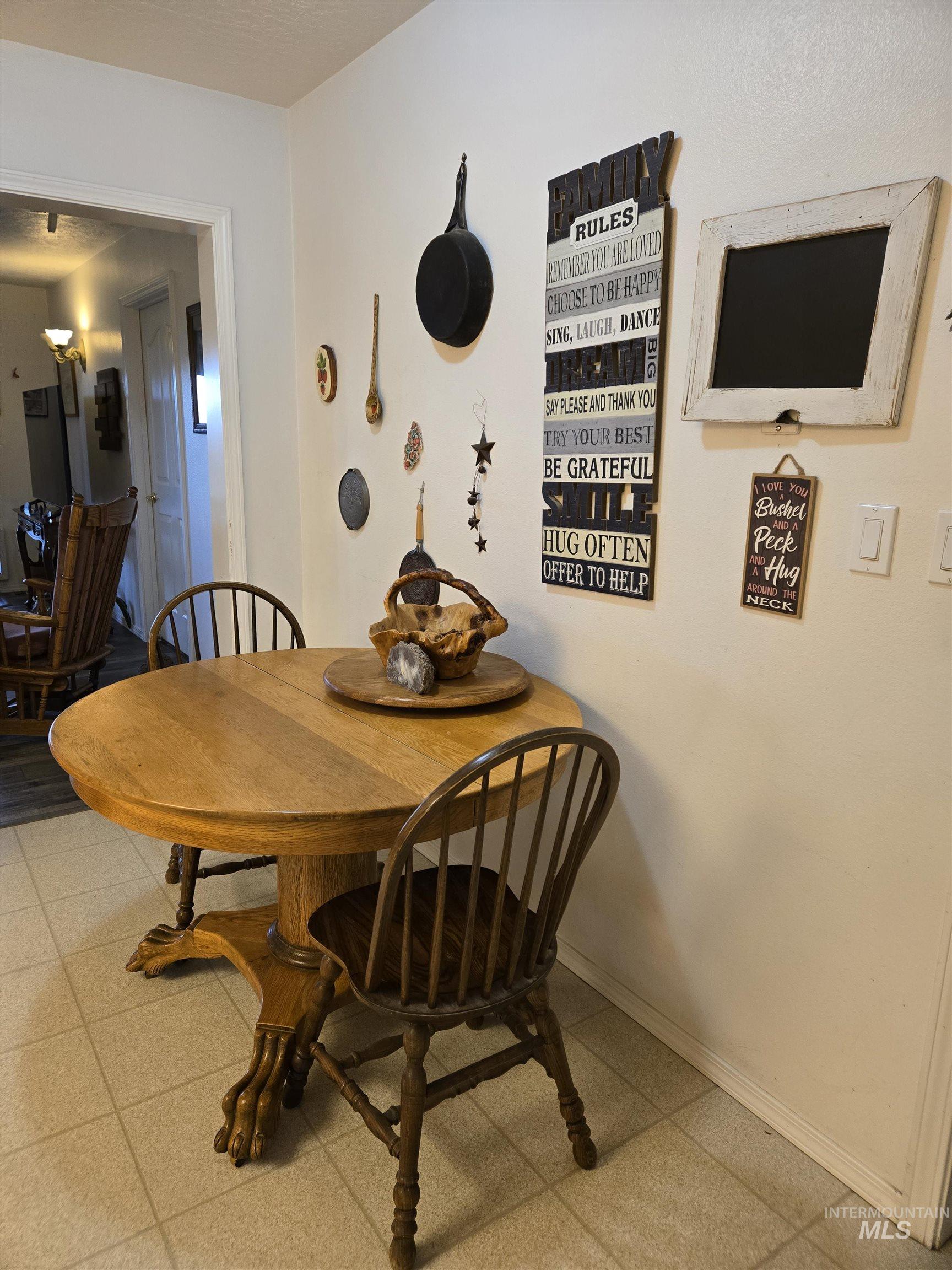 1680 Pennington Dr., Ontario, Oregon 97914, 4 Bedrooms, 2 Bathrooms, Residential For Sale, Price $339,500, 98967775