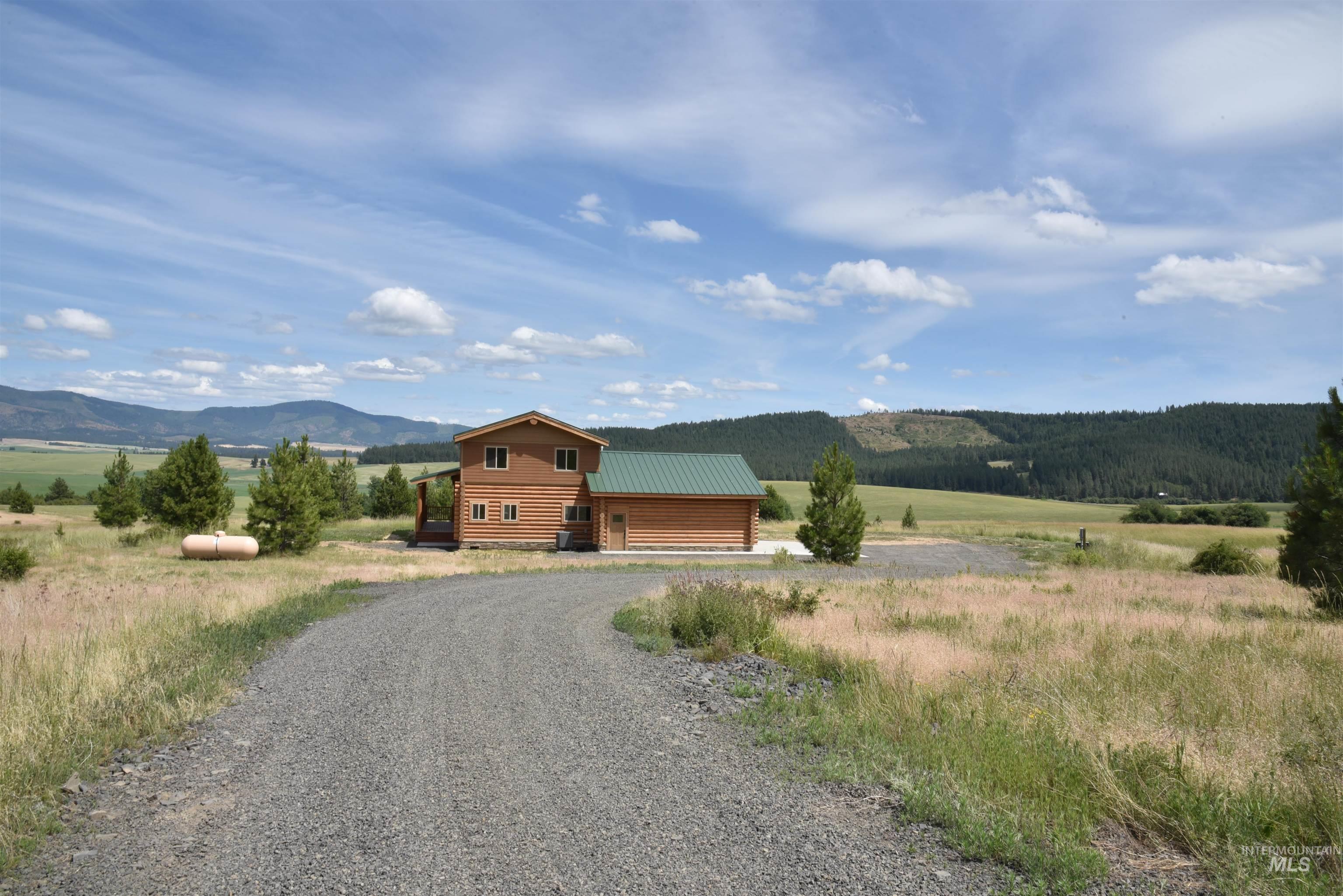 293 Vine Maple, De Smet, Idaho 83824, 3 Bedrooms, 2.5 Bathrooms, Residential For Sale, Price $799,000, 98967778