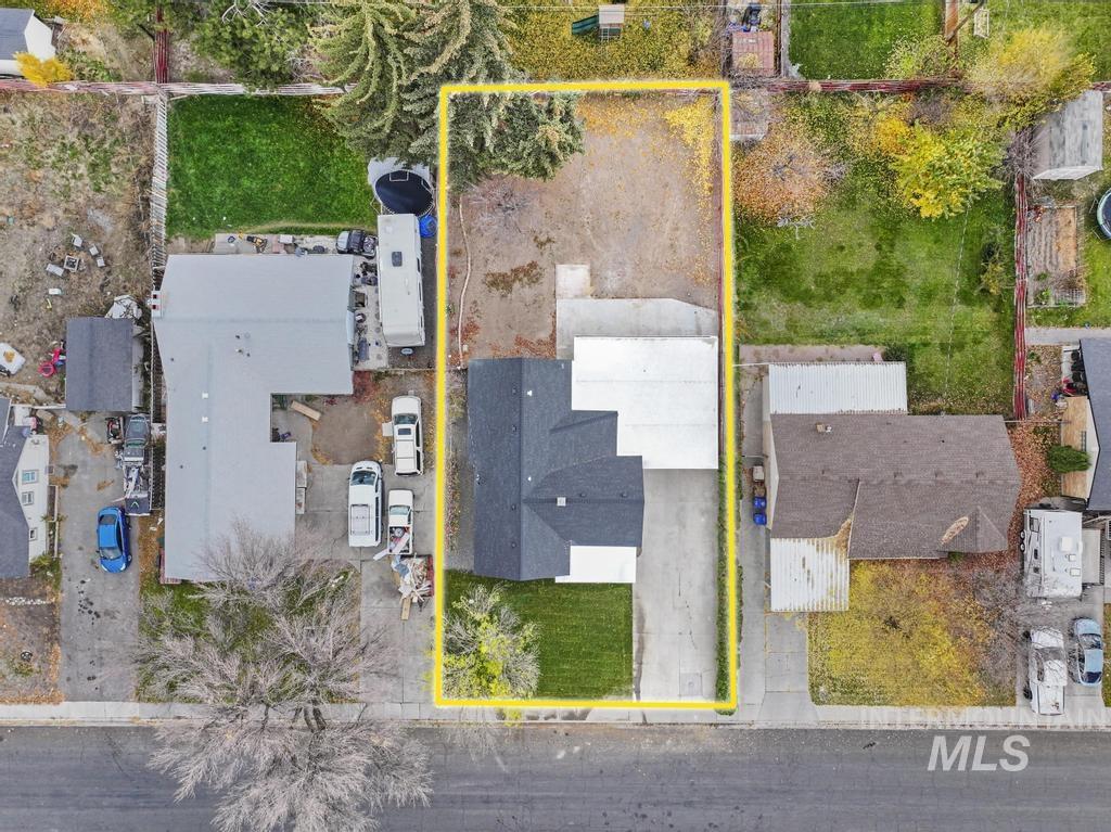 Aerial view of property's location with property parcel outlined