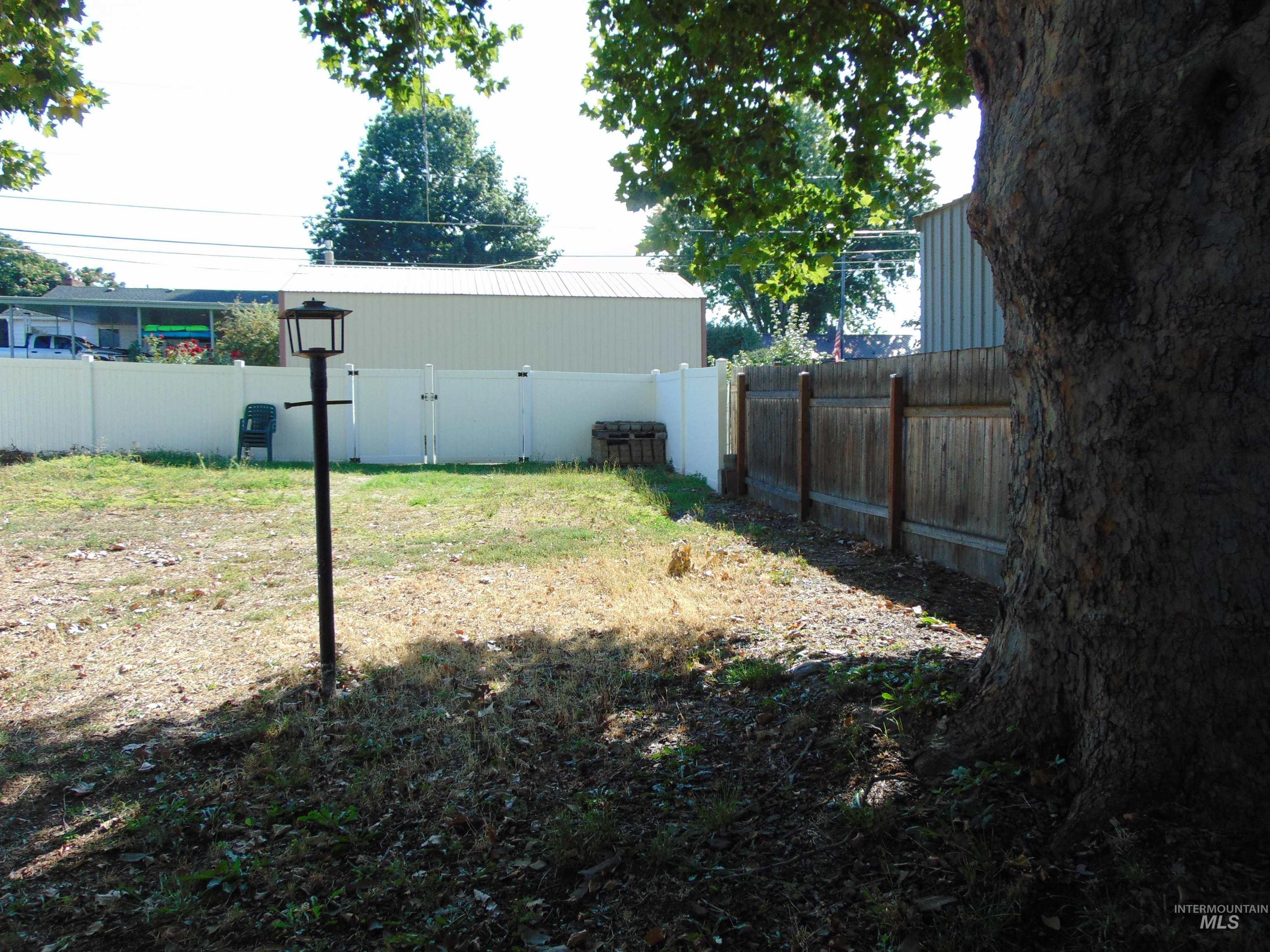 2324 12th ave, Lewiston, Idaho 83501, 4 Bedrooms, 1 Bathroom, Residential For Sale, Price $317,400, 98967805