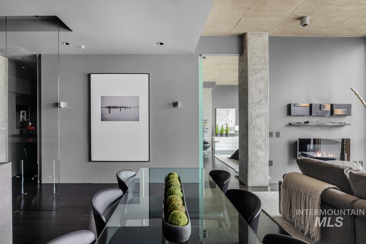 851 W Front Street, Boise, Idaho 83702-5856, 2 Bedrooms, 2 Bathrooms, Residential For Sale, Price $1,085,000, 98967809