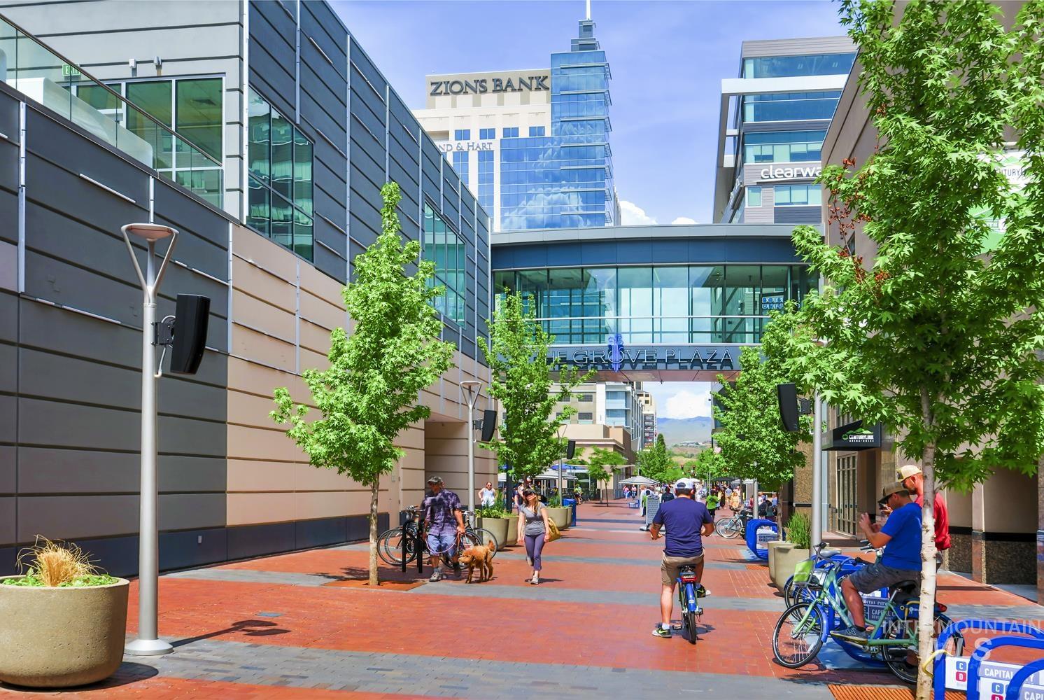 851 W Front Street, Boise, Idaho 83702-5856, 2 Bedrooms, 2 Bathrooms, Residential For Sale, Price $1,085,000, 98967809