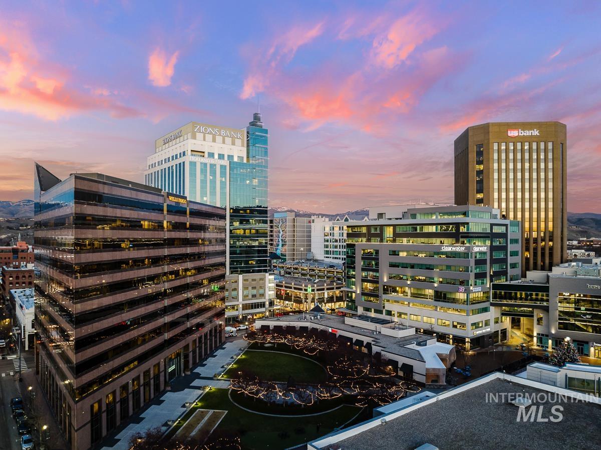 851 W Front Street, Boise, Idaho 83702-5856, 2 Bedrooms, 2 Bathrooms, Residential For Sale, Price $1,085,000, 98967809