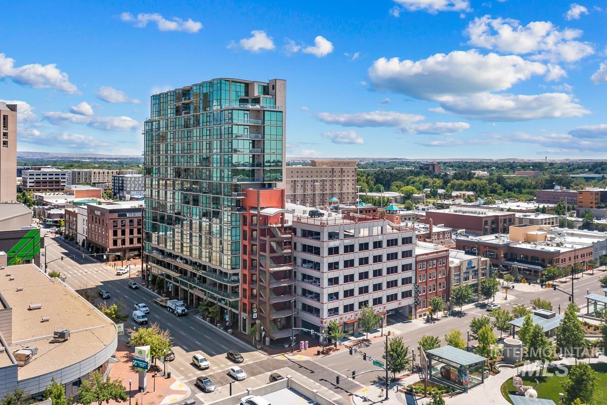 851 W Front Street, Boise, Idaho 83702-5856, 2 Bedrooms, 2 Bathrooms, Residential For Sale, Price $1,085,000, 98967809