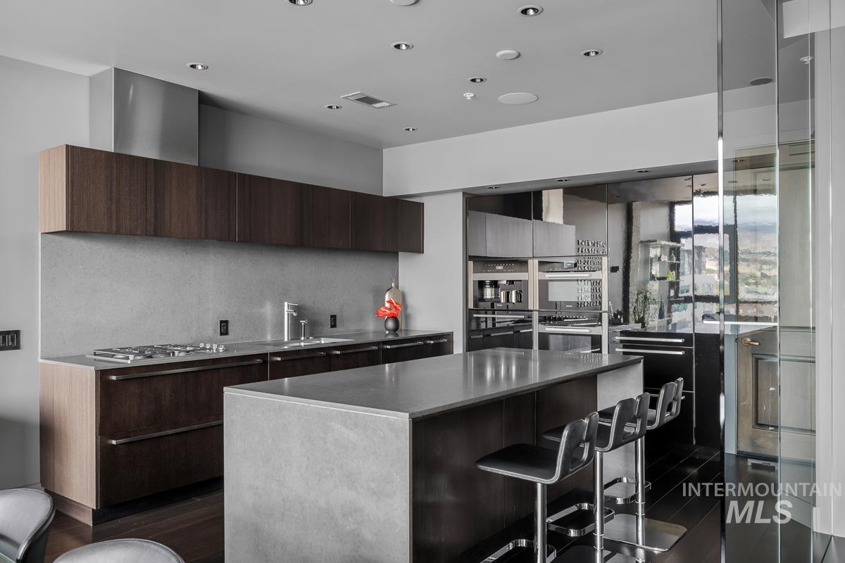 851 W Front Street, Boise, Idaho 83702-5856, 2 Bedrooms, 2 Bathrooms, Residential For Sale, Price $1,085,000, 98967809