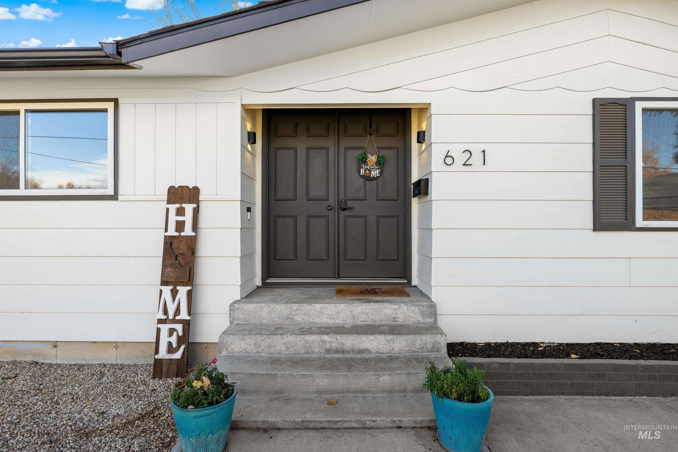 621 W Broadway Ave, Meridian, Idaho 83642, 4 Bedrooms, 3 Bathrooms, Residential For Sale, Price $574,900, 98967810