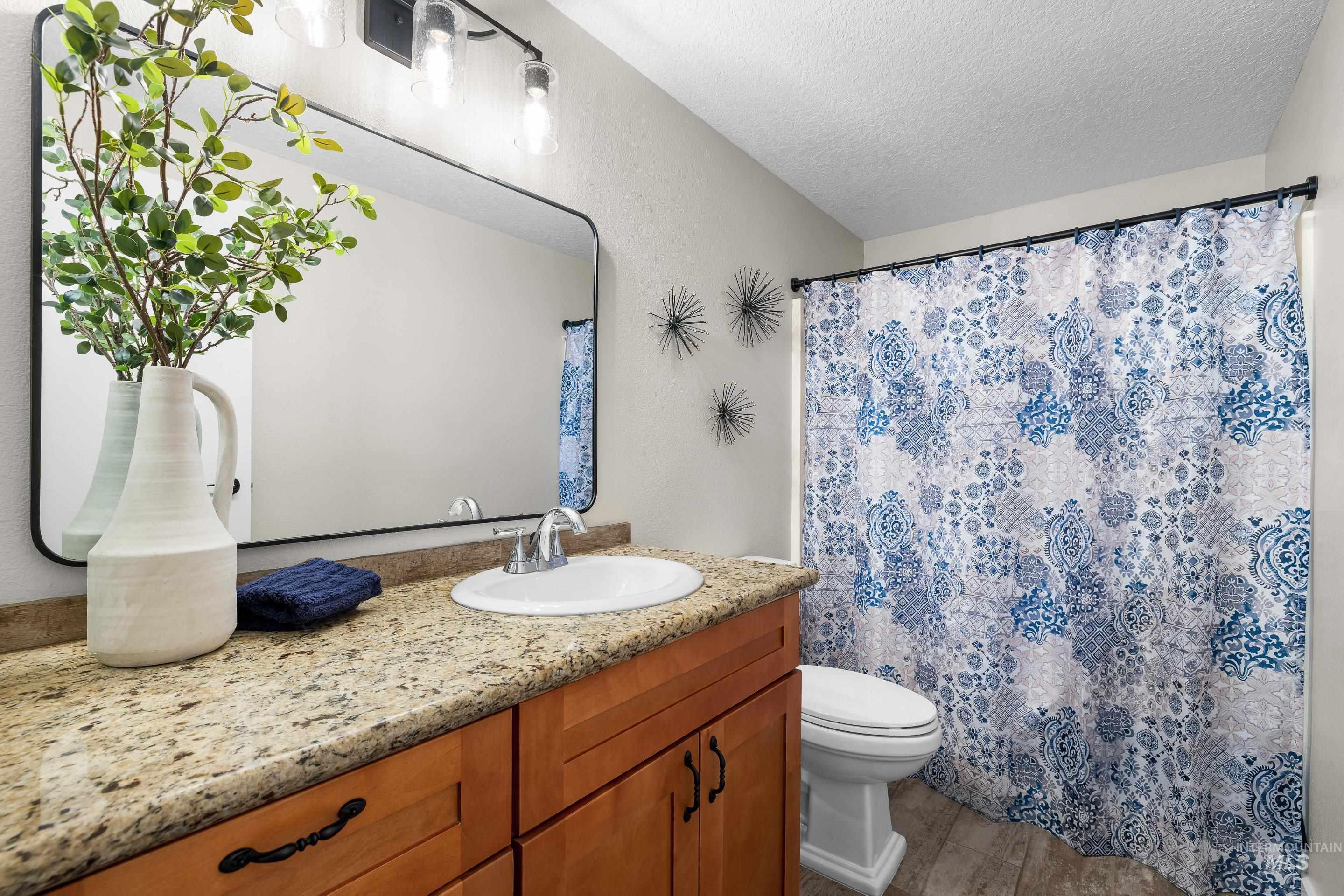 621 W Broadway Ave, Meridian, Idaho 83642, 4 Bedrooms, 3 Bathrooms, Residential For Sale, Price $574,900, 98967810