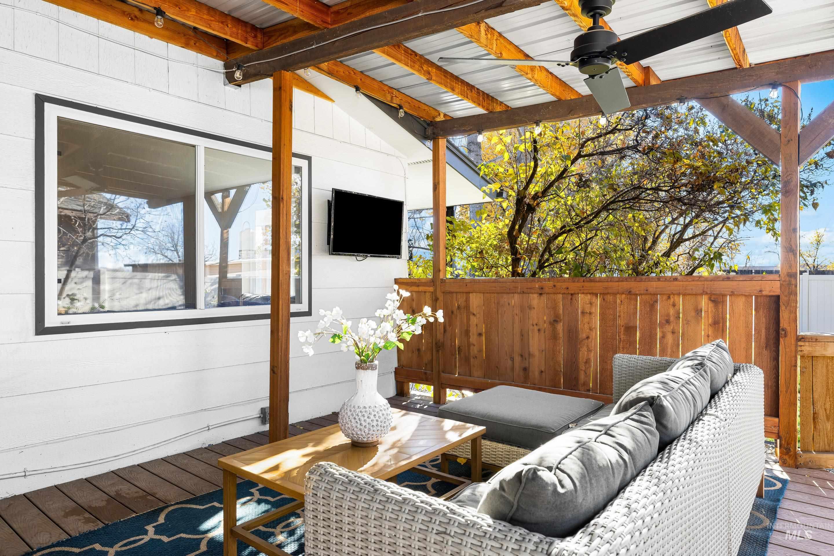 621 W Broadway Ave, Meridian, Idaho 83642, 4 Bedrooms, 3 Bathrooms, Residential For Sale, Price $574,900, 98967810