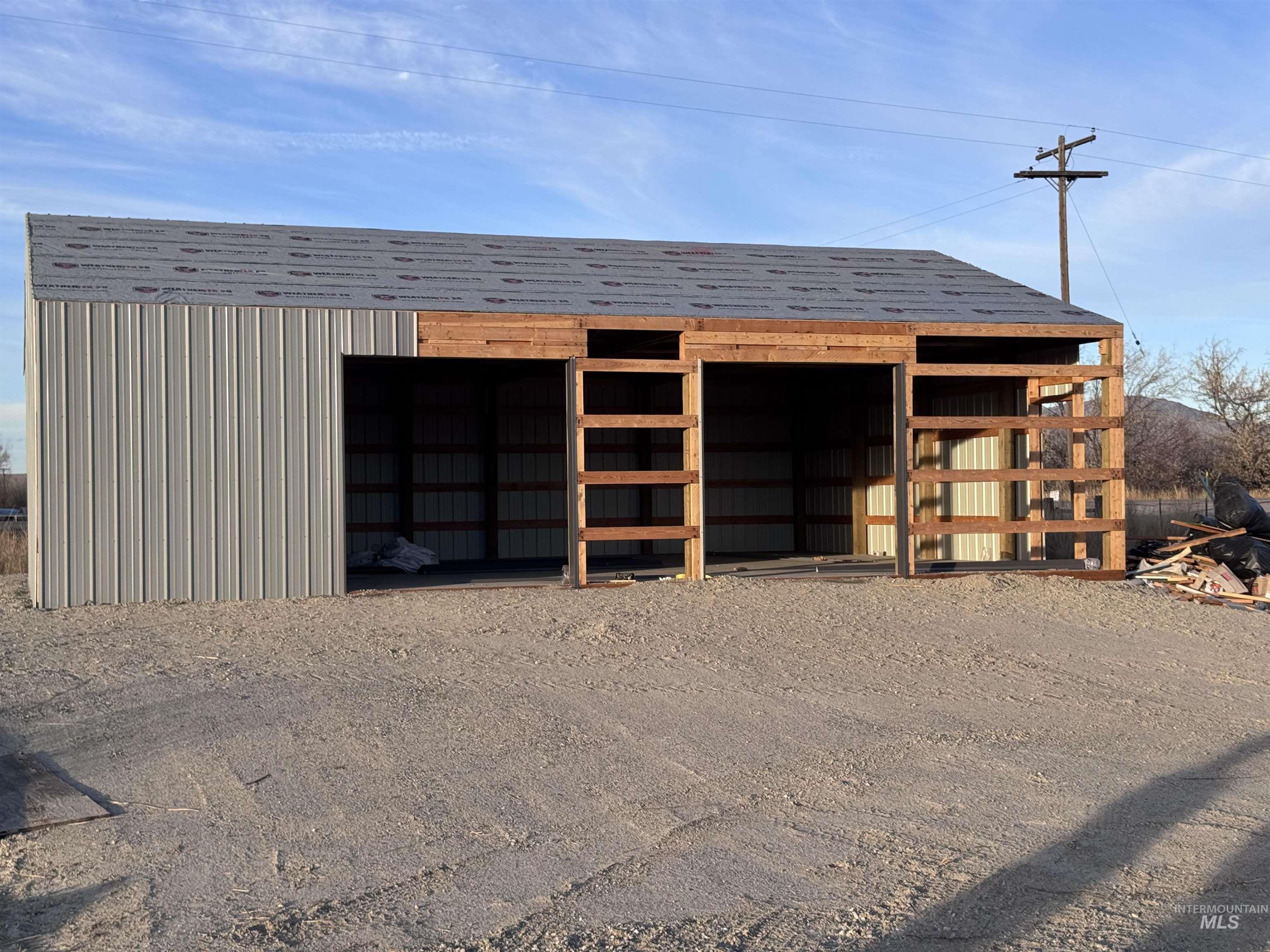 2803 W HWY 52, Emmett, Idaho 83617-0000, 3 Bedrooms, 2 Bathrooms, Residential For Sale, Price $700,000, 98967811