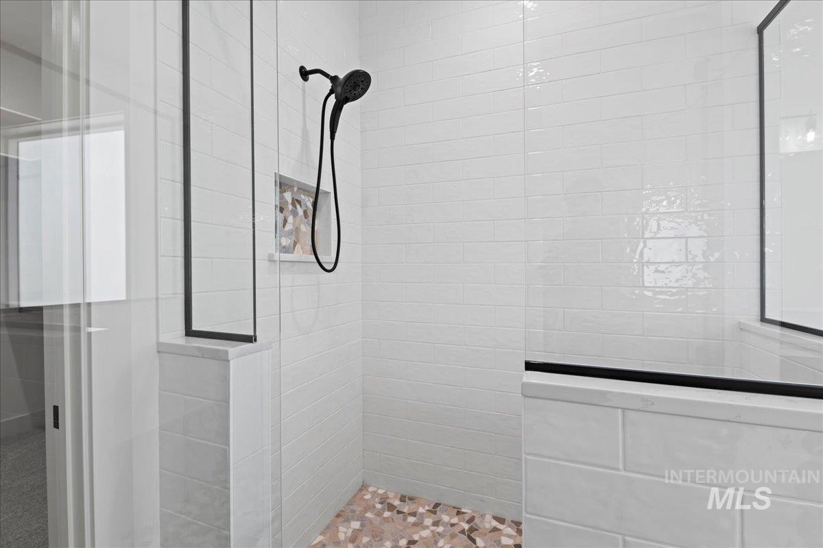 1360 Jordan Ln, Emmett, Idaho 83617, 3 Bedrooms, 3.5 Bathrooms, Residential For Sale, Price $995,000, 98967812