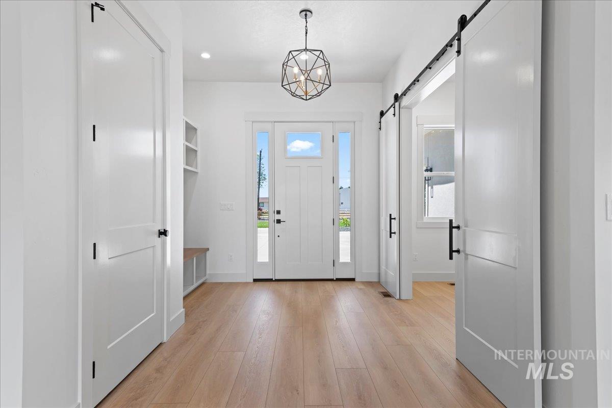 1360 Jordan Ln, Emmett, Idaho 83617, 3 Bedrooms, 3.5 Bathrooms, Residential For Sale, Price $995,000, 98967812