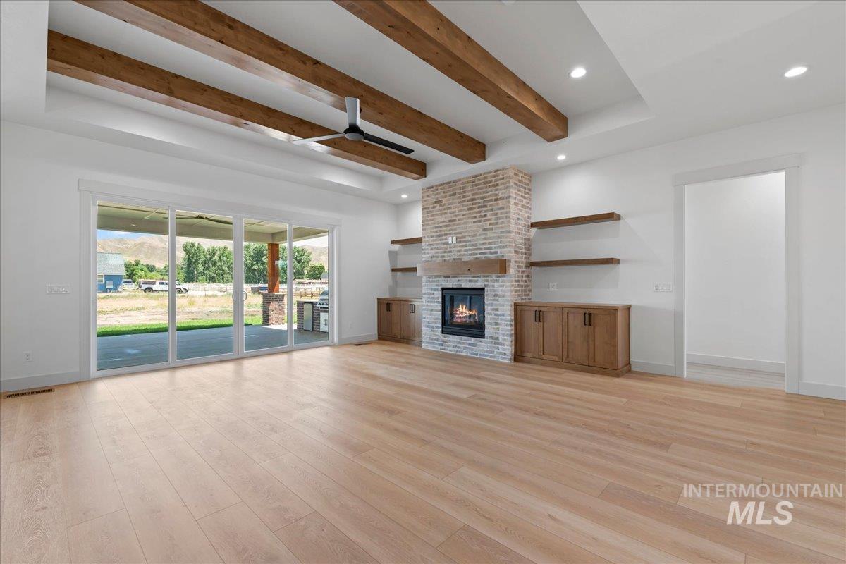 1360 Jordan Ln, Emmett, Idaho 83617, 3 Bedrooms, 3.5 Bathrooms, Residential For Sale, Price $995,000, 98967812