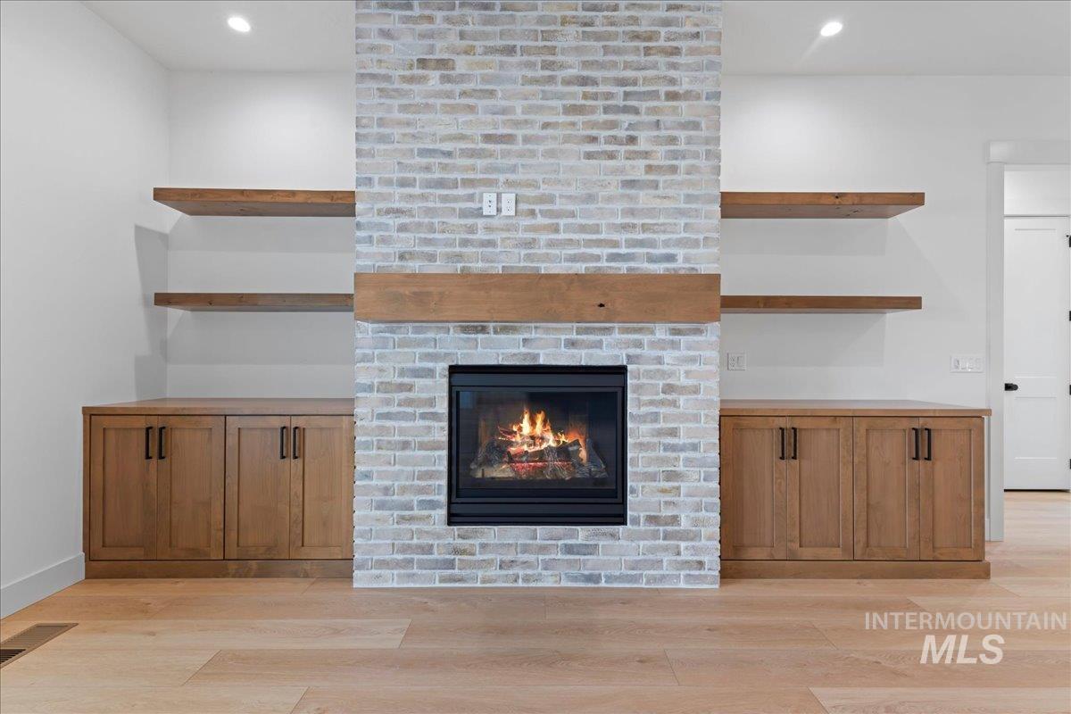 1360 Jordan Ln, Emmett, Idaho 83617, 3 Bedrooms, 3.5 Bathrooms, Residential For Sale, Price $995,000, 98967812