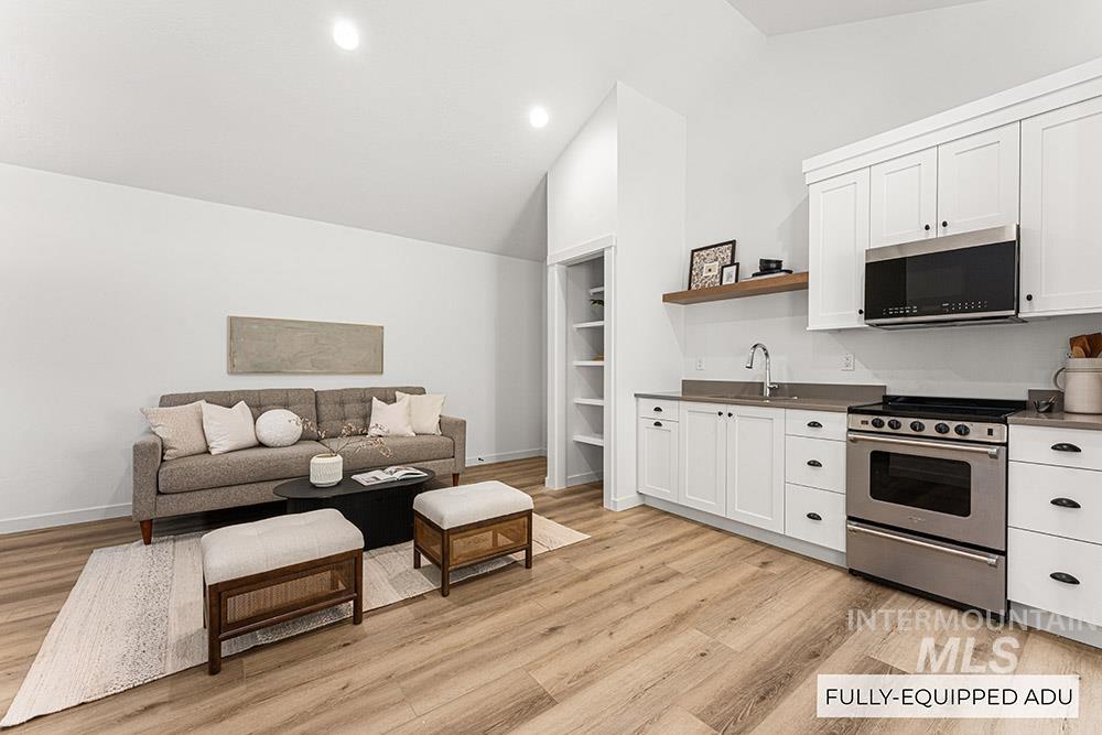 3552 W Anderson St, Boise, Idaho 83703, 4 Bedrooms, 3.5 Bathrooms, Residential For Sale, Price $639,900, 98967823