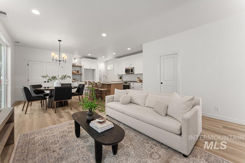 3548 W Anderson St, Boise, Idaho 83703, 4 Bedrooms, 3.5 Bathrooms, Residential For Sale, Price $639,900, 98967824