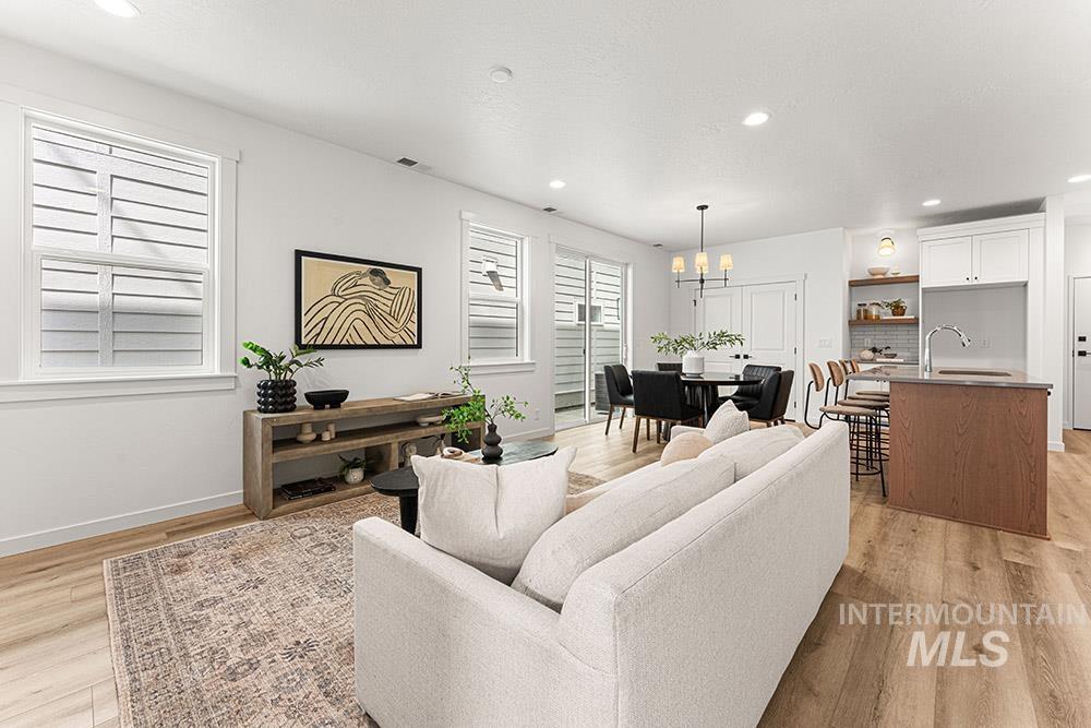 3544 W Anderson St, Boise, Idaho 83703, 4 Bedrooms, 3.5 Bathrooms, Residential For Sale, Price $639,900, 98967826