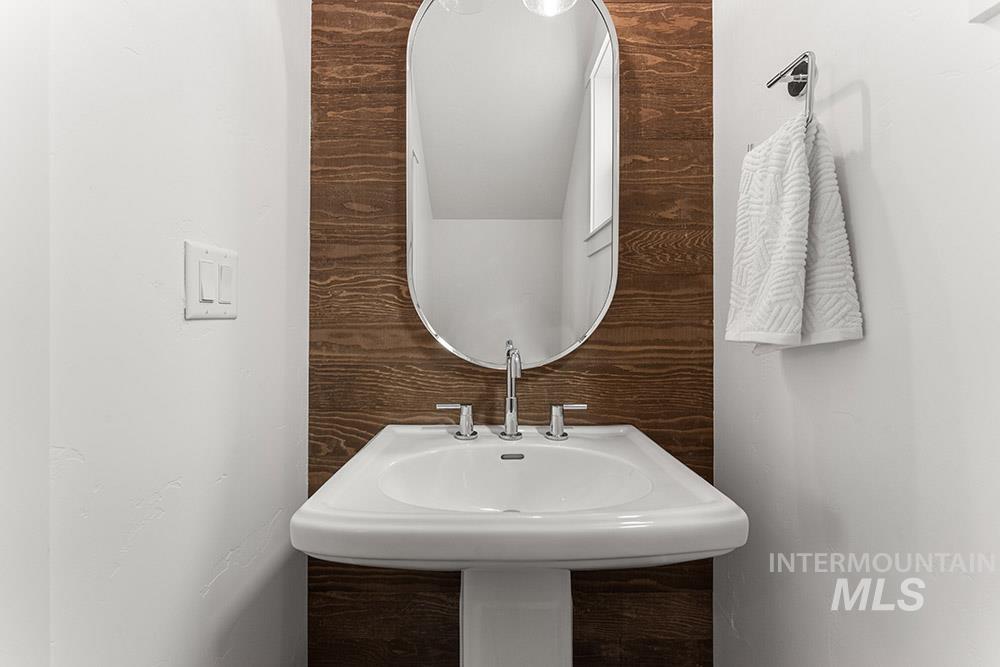 3544 W Anderson St, Boise, Idaho 83703, 4 Bedrooms, 3.5 Bathrooms, Residential For Sale, Price $639,900, 98967826