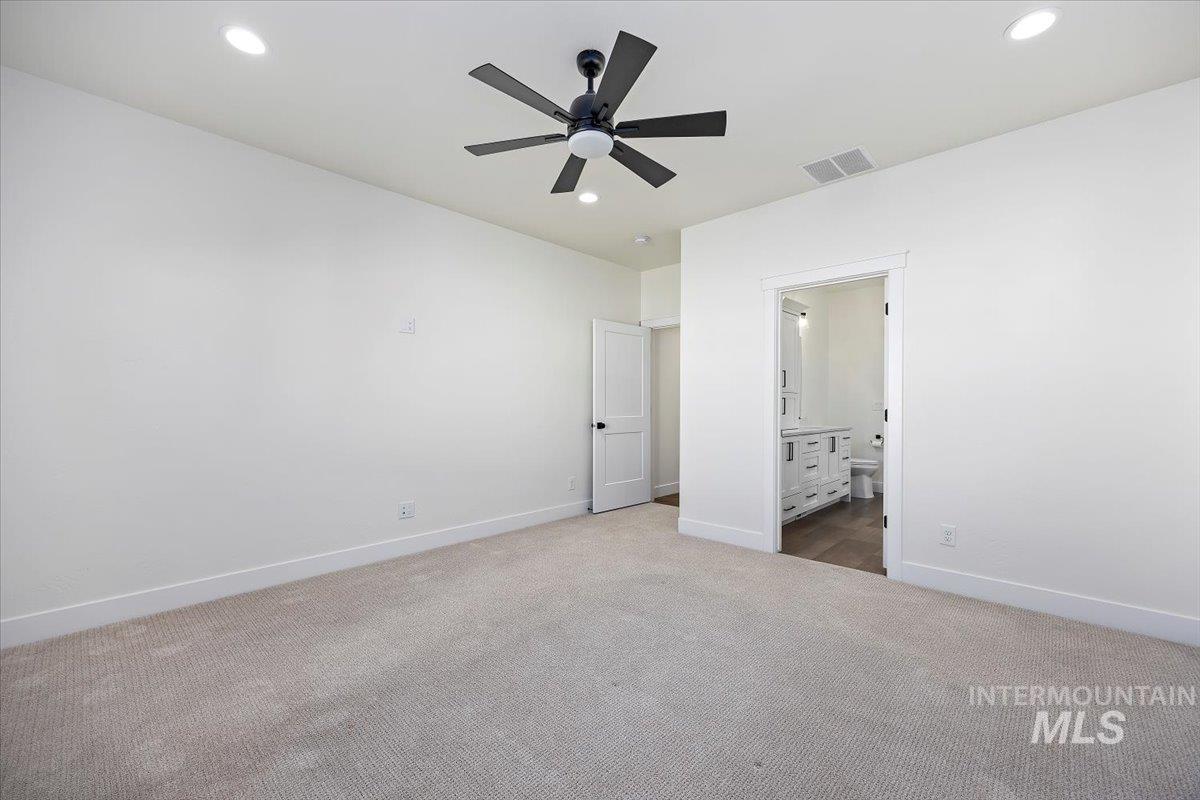 924 Trapper Peak Rd, Kimberly, Idaho 83341, 3 Bedrooms, 2 Bathrooms, Residential For Sale, Price $489,900, 98967834