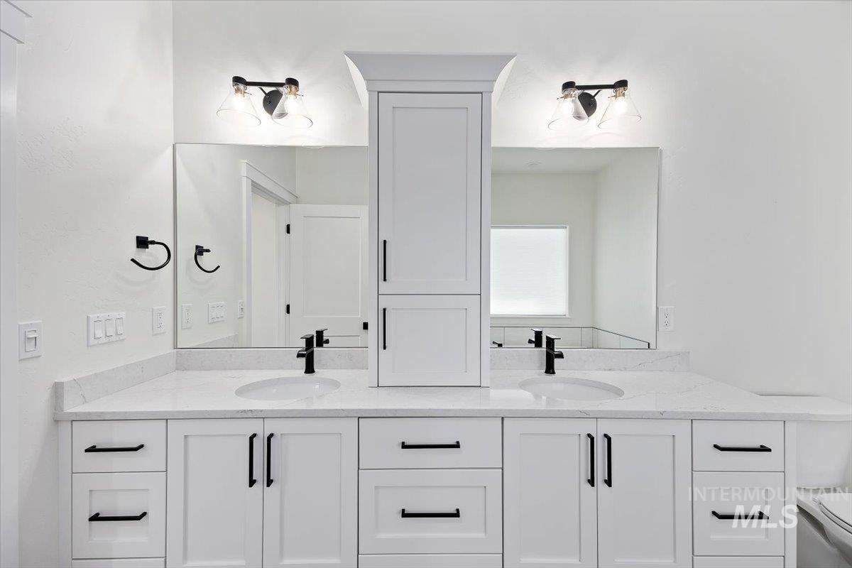 924 Trapper Peak Rd, Kimberly, Idaho 83341, 3 Bedrooms, 2 Bathrooms, Residential For Sale, Price $489,900, 98967834