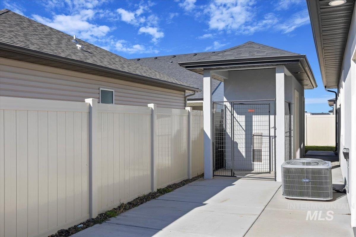 924 Trapper Peak Rd, Kimberly, Idaho 83341, 3 Bedrooms, 2 Bathrooms, Residential For Sale, Price $489,900, 98967834