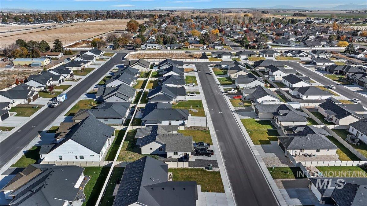 924 Trapper Peak Rd, Kimberly, Idaho 83341, 3 Bedrooms, 2 Bathrooms, Residential For Sale, Price $489,900, 98967834