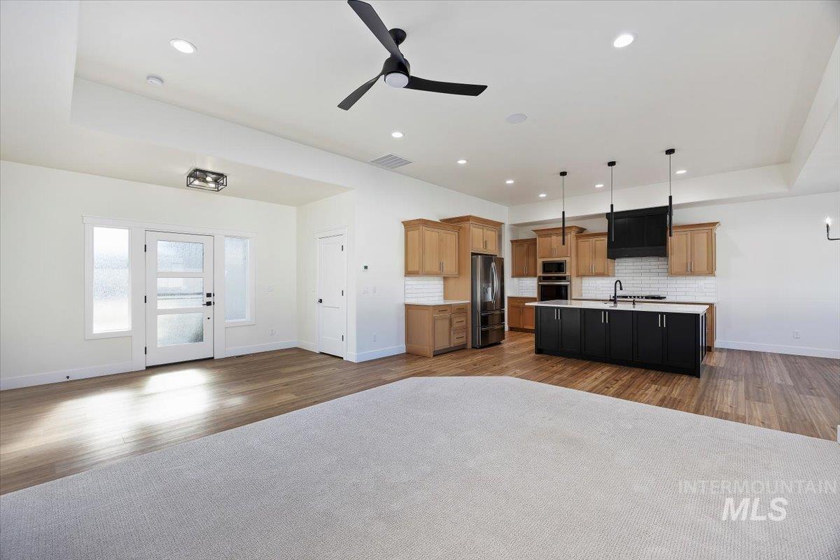 924 Trapper Peak Rd, Kimberly, Idaho 83341, 3 Bedrooms, 2 Bathrooms, Residential For Sale, Price $489,900, 98967834