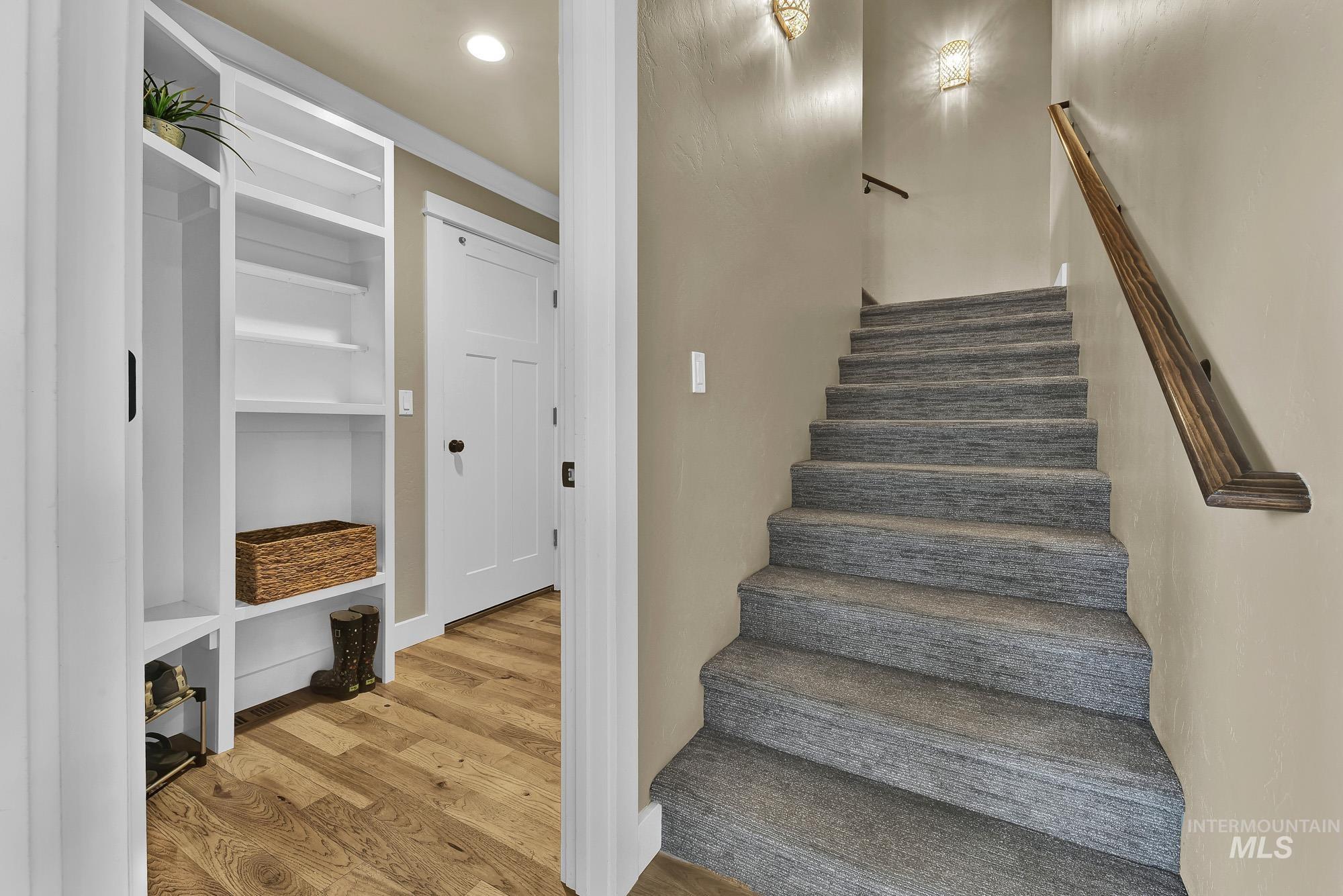 7266 S Pear Blossom Way, Meridian, Idaho 83642, 4 Bedrooms, 3.5 Bathrooms, Residential For Sale, Price $1,299,000, 98967844