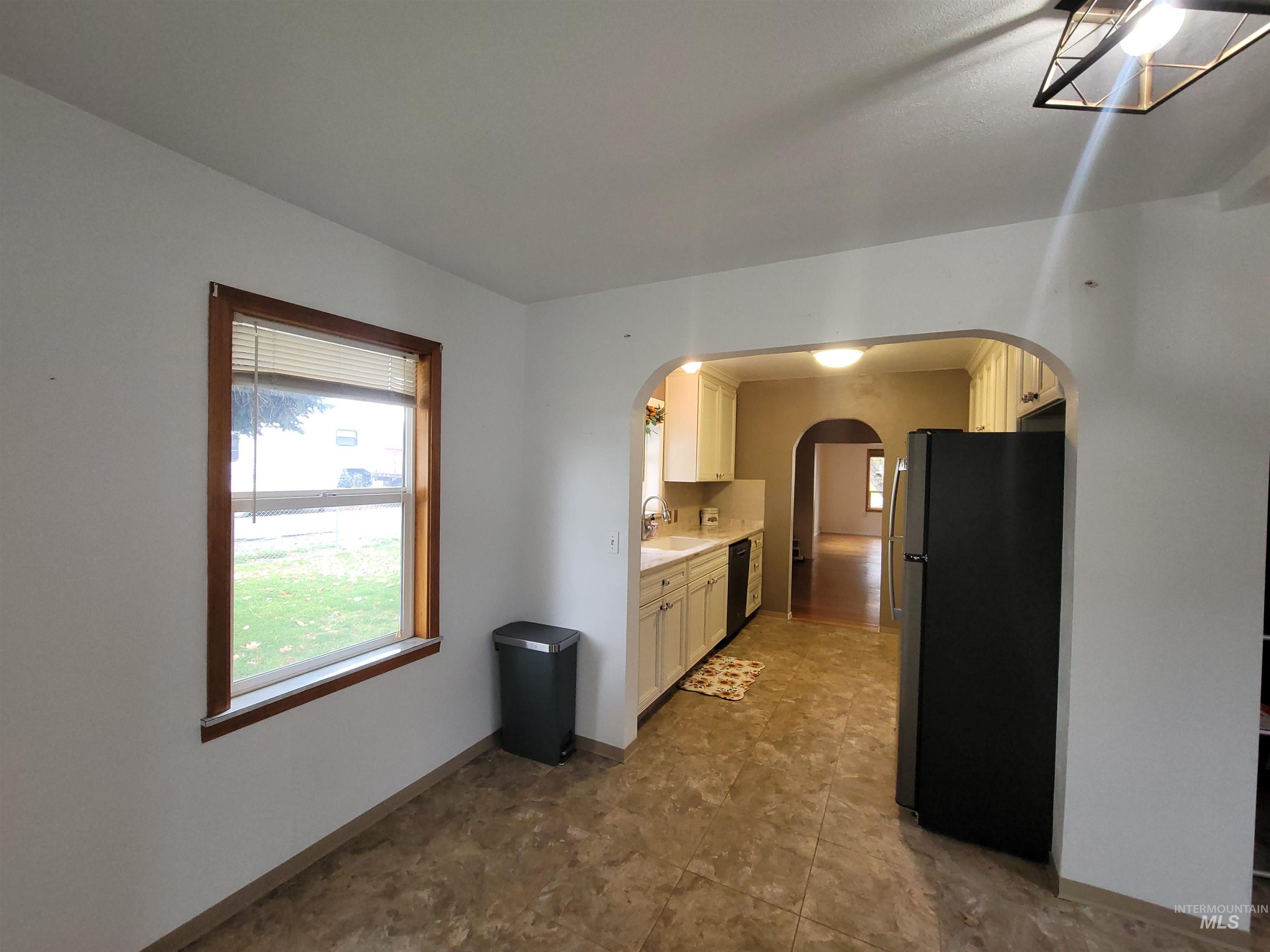 3719 16th St., Lewiston, Idaho 83501, 3 Bedrooms, 1 Bathroom, Residential For Sale, Price $399,000, 98967847