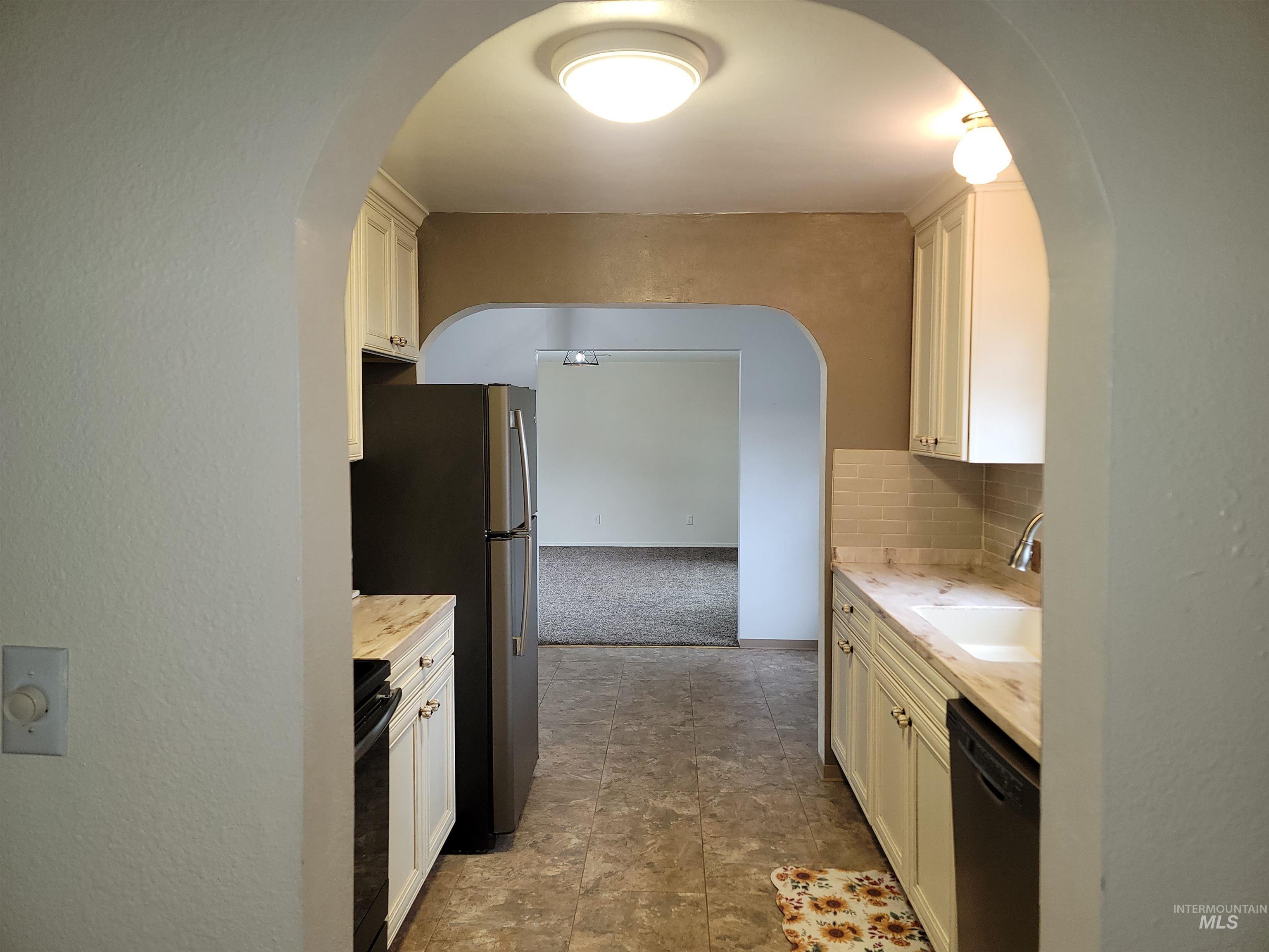 3719 16th St., Lewiston, Idaho 83501, 3 Bedrooms, 1 Bathroom, Residential For Sale, Price $399,000, 98967847