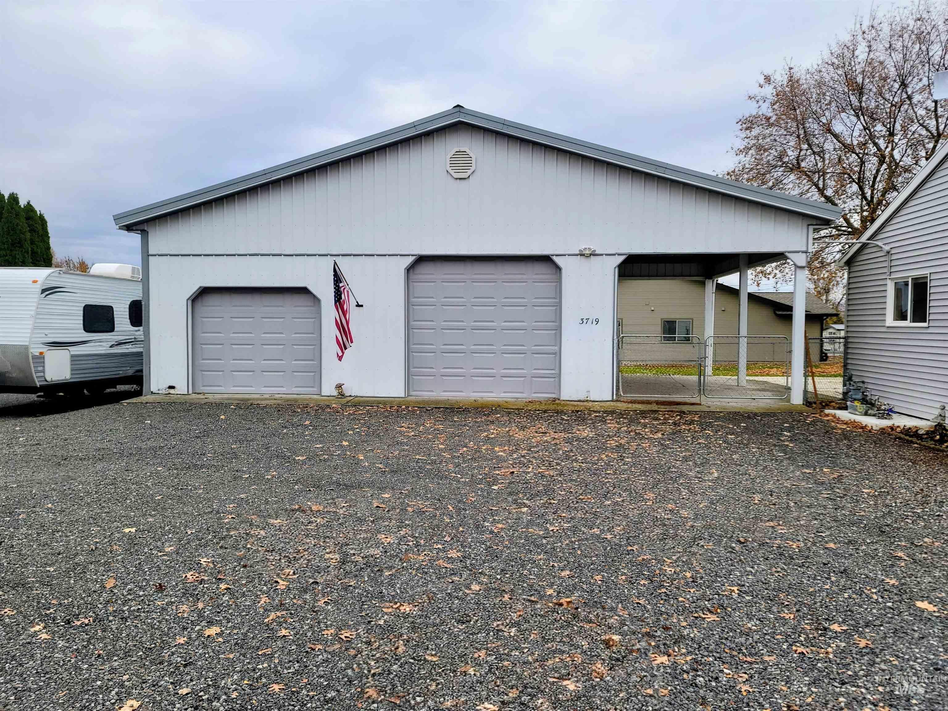 3719 16th St., Lewiston, Idaho 83501, 3 Bedrooms, 1 Bathroom, Residential For Sale, Price $399,000, 98967847