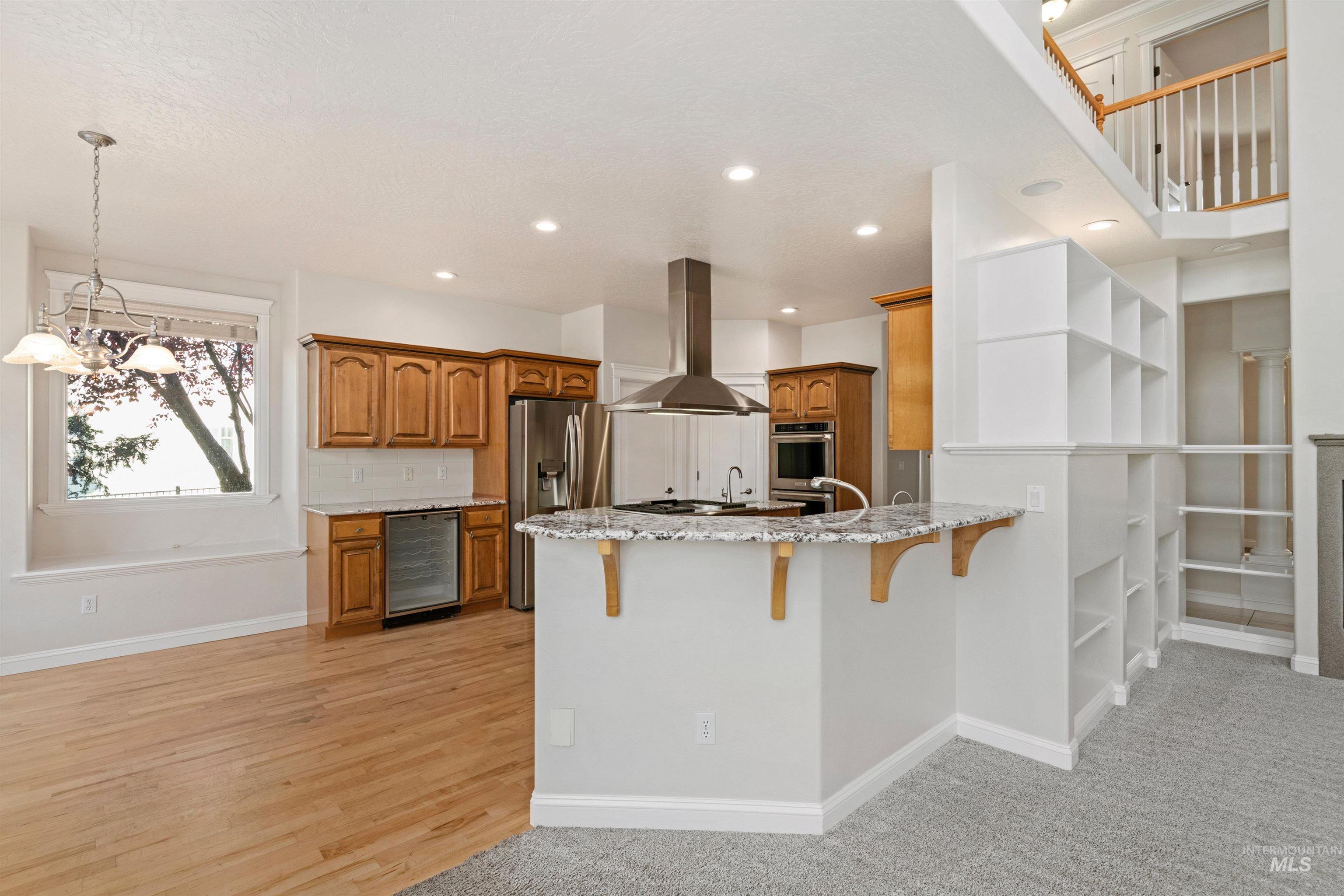 1574 S River Grove Way, Eagle, Idaho 83616, 5 Bedrooms, 3.5 Bathrooms, Residential For Sale, Price $1,020,000, 98967848