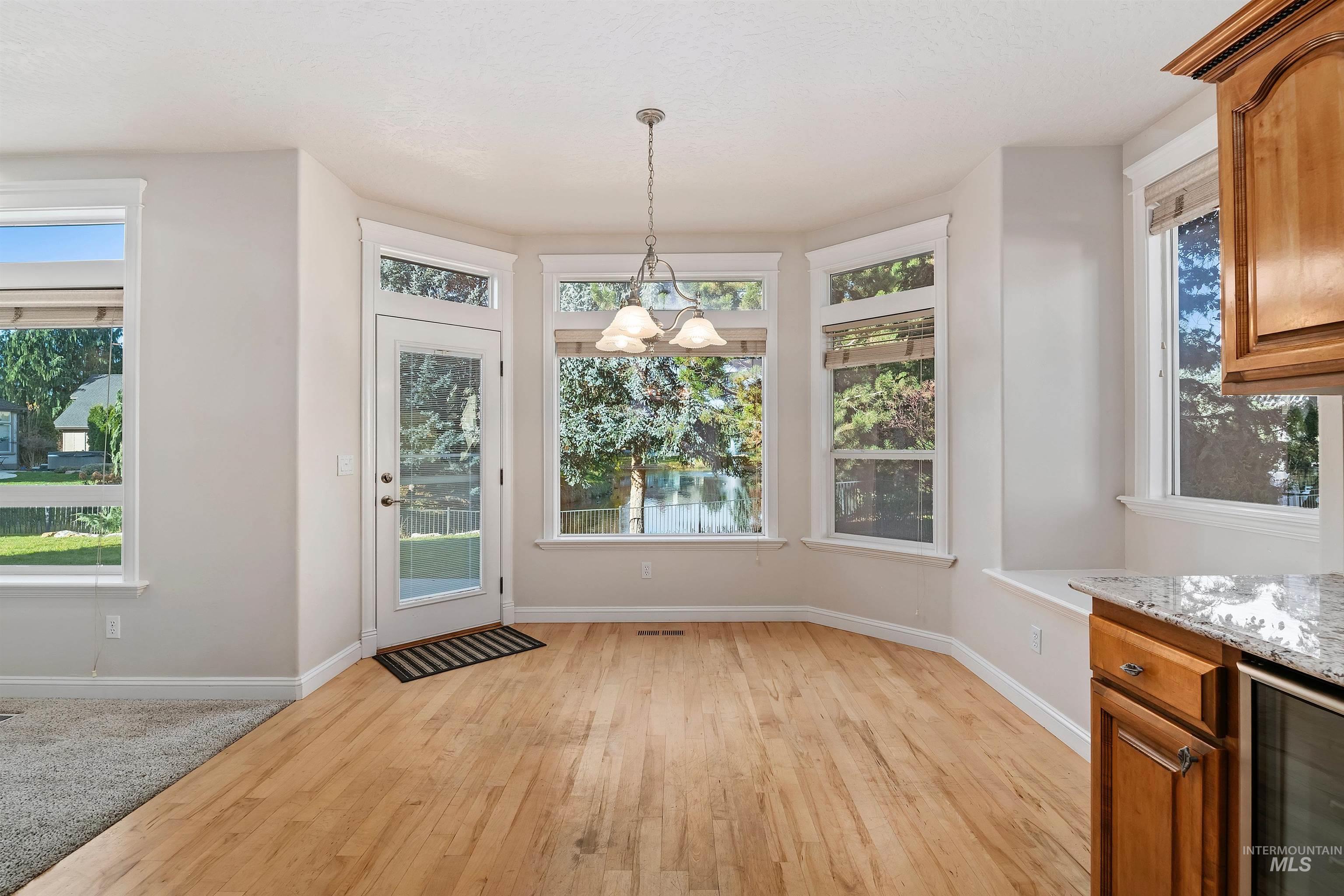 1574 S River Grove Way, Eagle, Idaho 83616, 5 Bedrooms, 3.5 Bathrooms, Residential For Sale, Price $1,020,000, 98967848