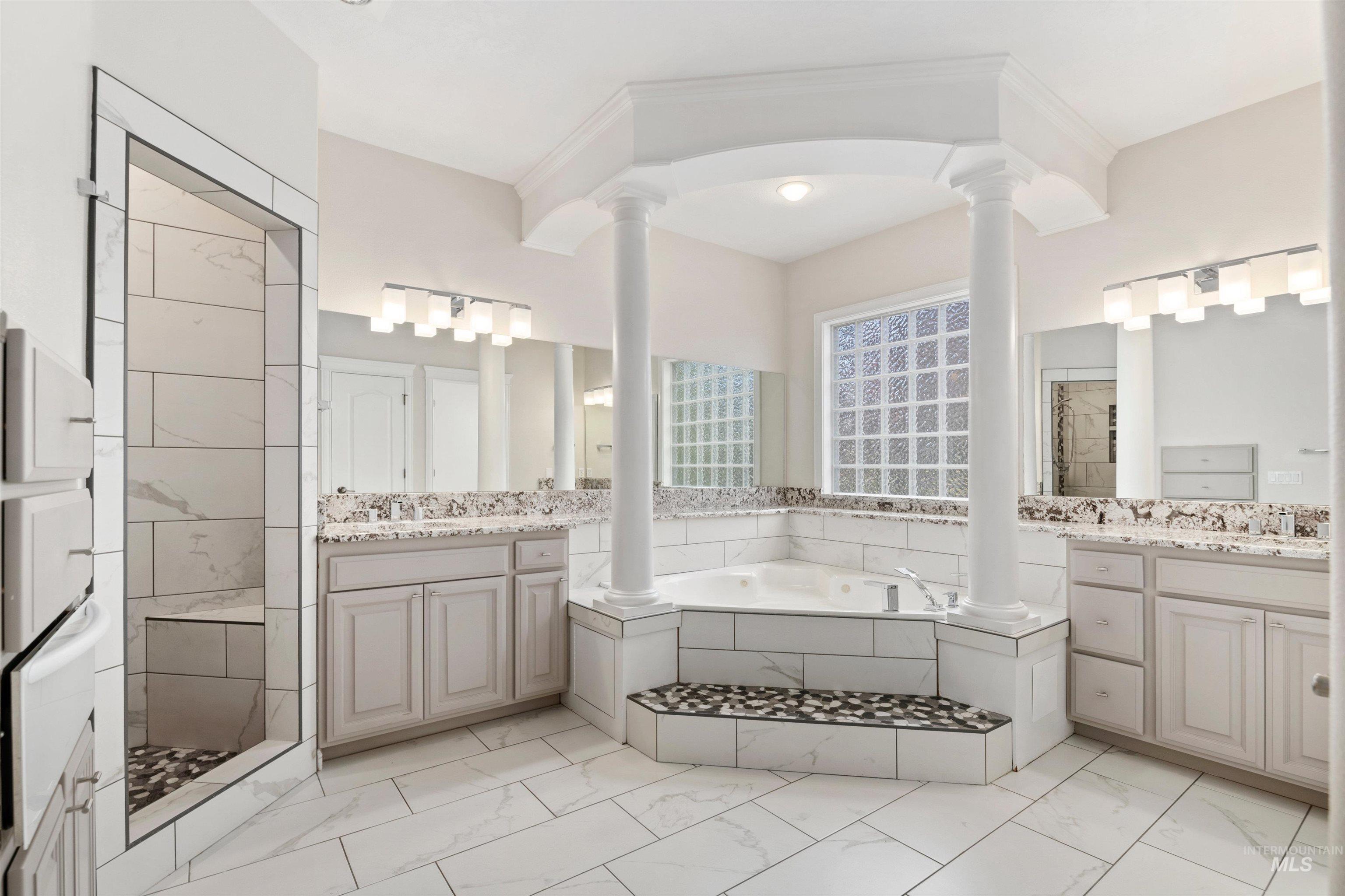 1574 S River Grove Way, Eagle, Idaho 83616, 5 Bedrooms, 3.5 Bathrooms, Residential For Sale, Price $1,020,000, 98967848