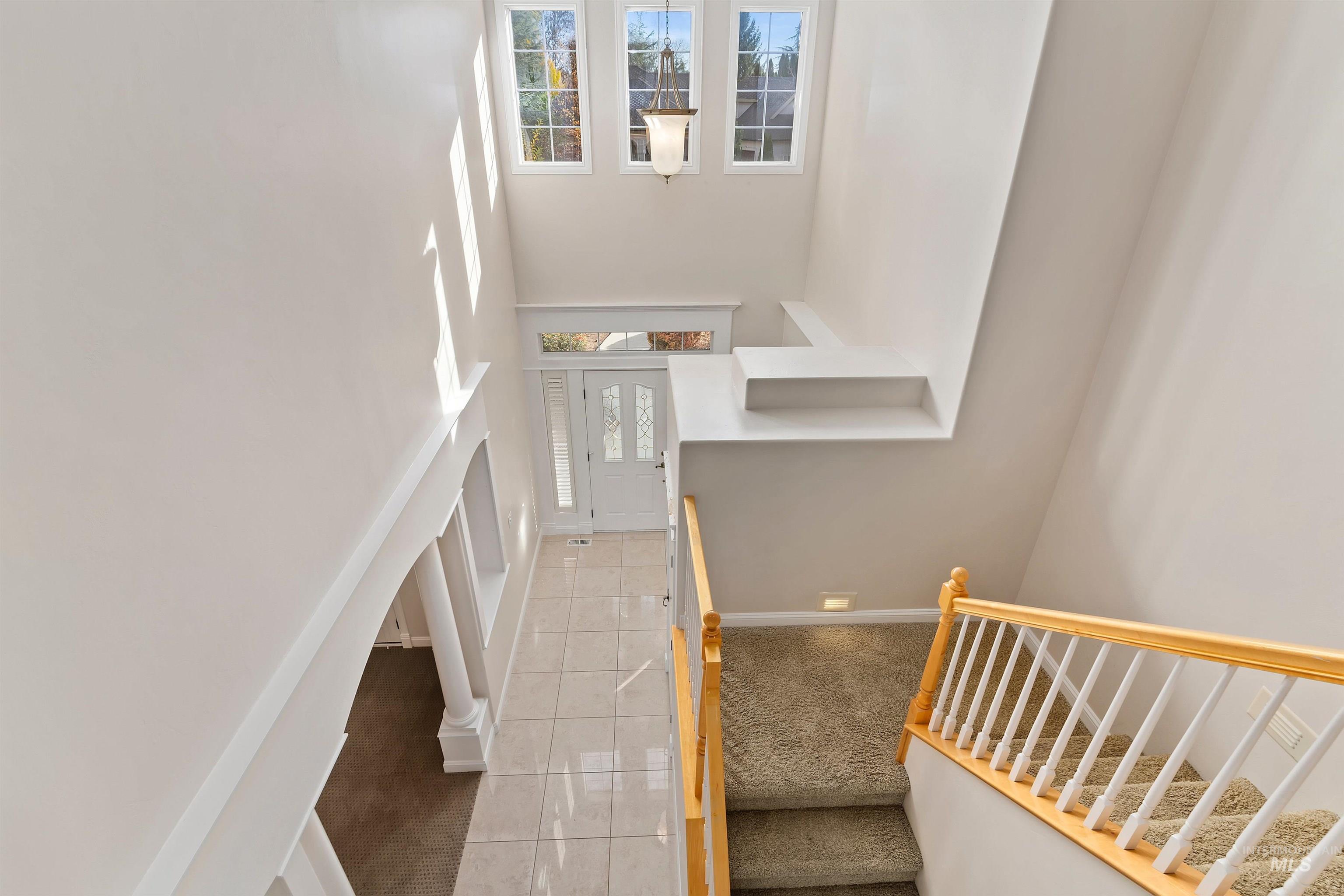 1574 S River Grove Way, Eagle, Idaho 83616, 5 Bedrooms, 3.5 Bathrooms, Residential For Sale, Price $1,020,000, 98967848