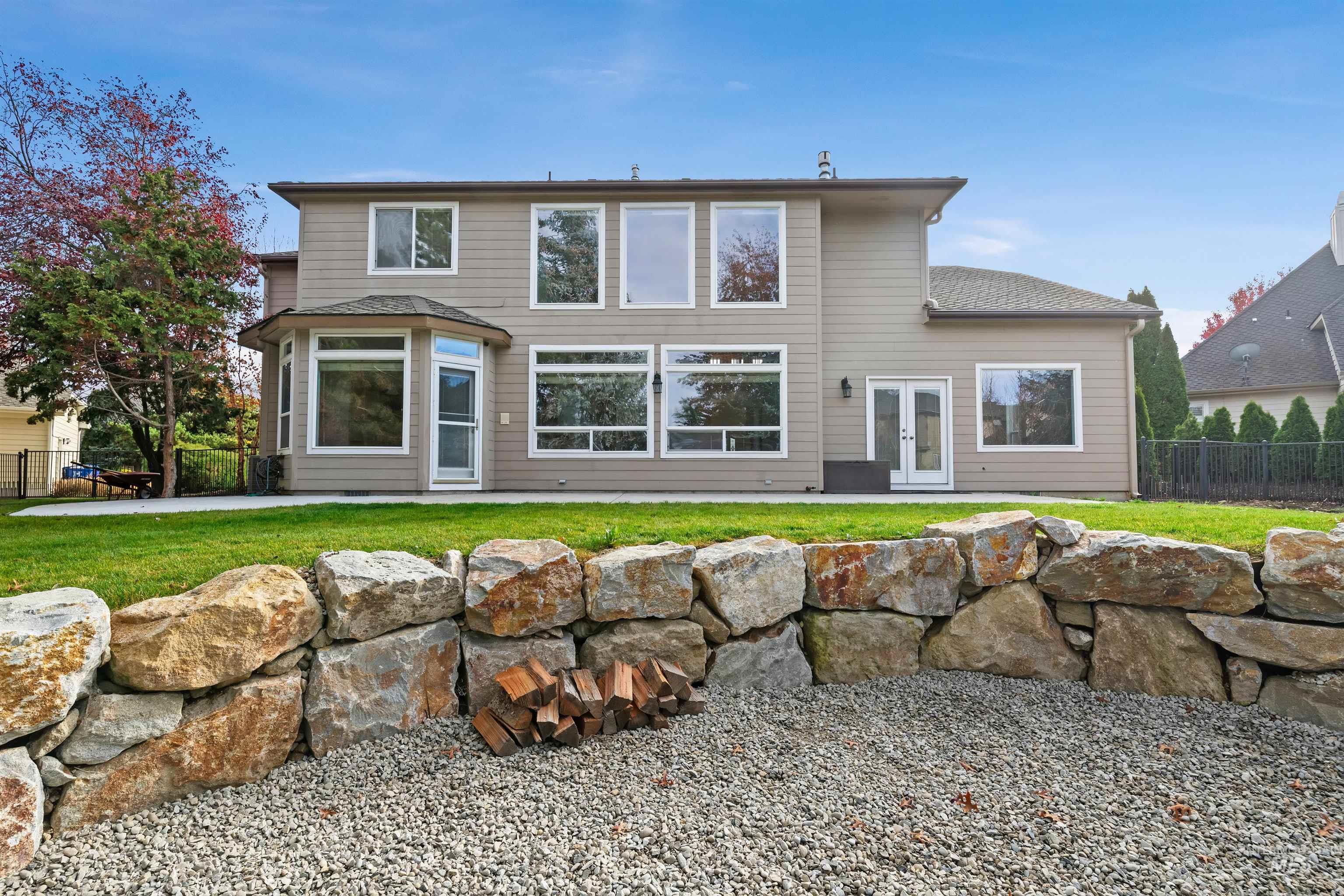 1574 S River Grove Way, Eagle, Idaho 83616, 5 Bedrooms, 3.5 Bathrooms, Residential For Sale, Price $1,020,000, 98967848