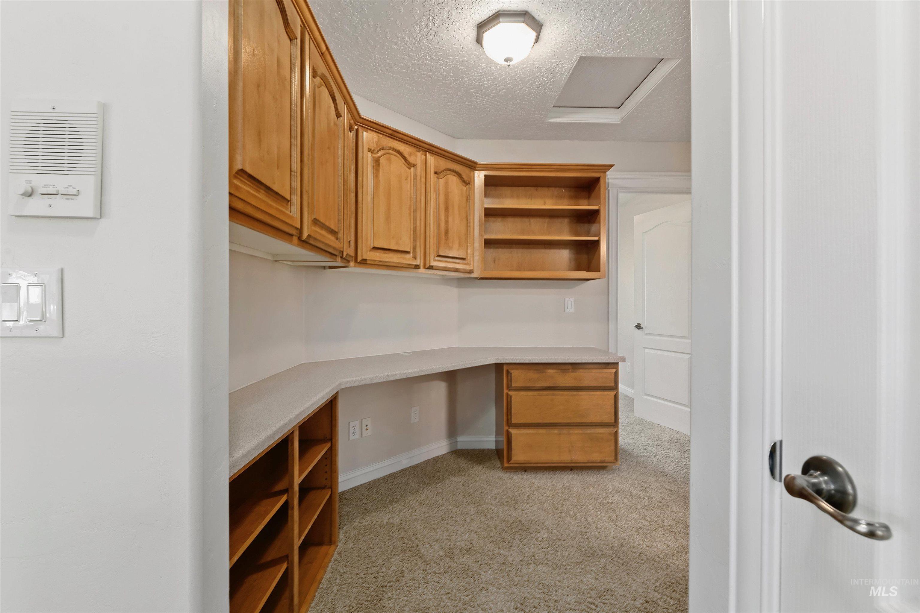 1574 S River Grove Way, Eagle, Idaho 83616, 5 Bedrooms, 3.5 Bathrooms, Residential For Sale, Price $1,020,000, 98967848